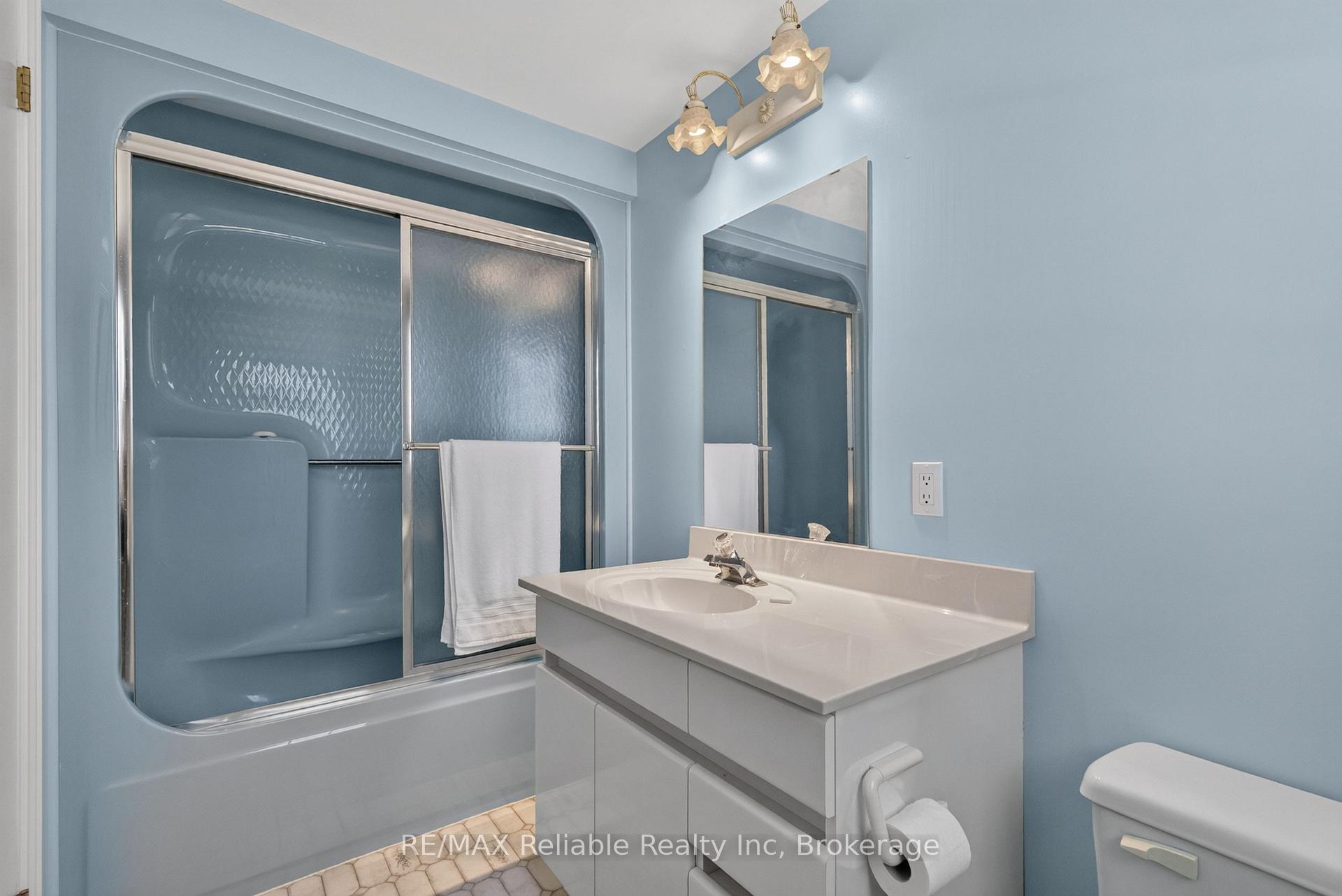 Photo 35 of 1 Harbour Lane, Goderich, Goderich (Town) — HOMEH