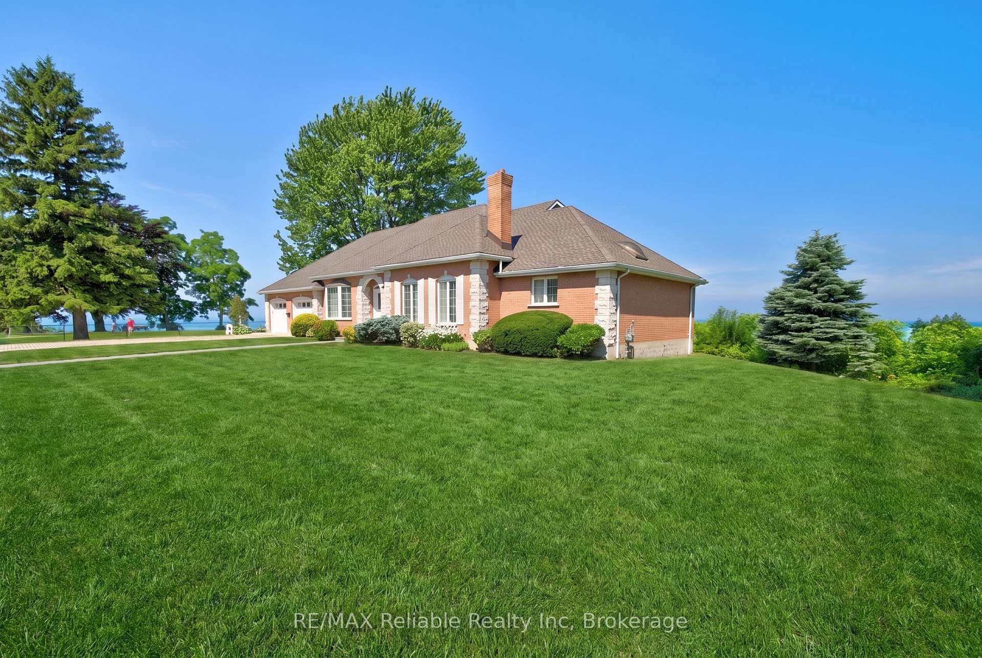 Photo 49 of 1 Harbour Lane, Goderich, Goderich (Town) — HOMEH