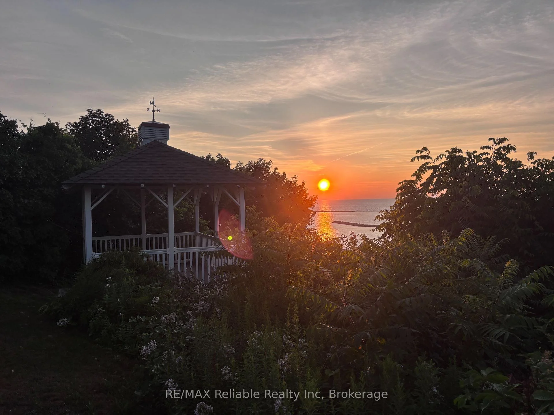 Photo 8 of 1 Harbour Lane, Goderich, Goderich (Town) — HOMEH