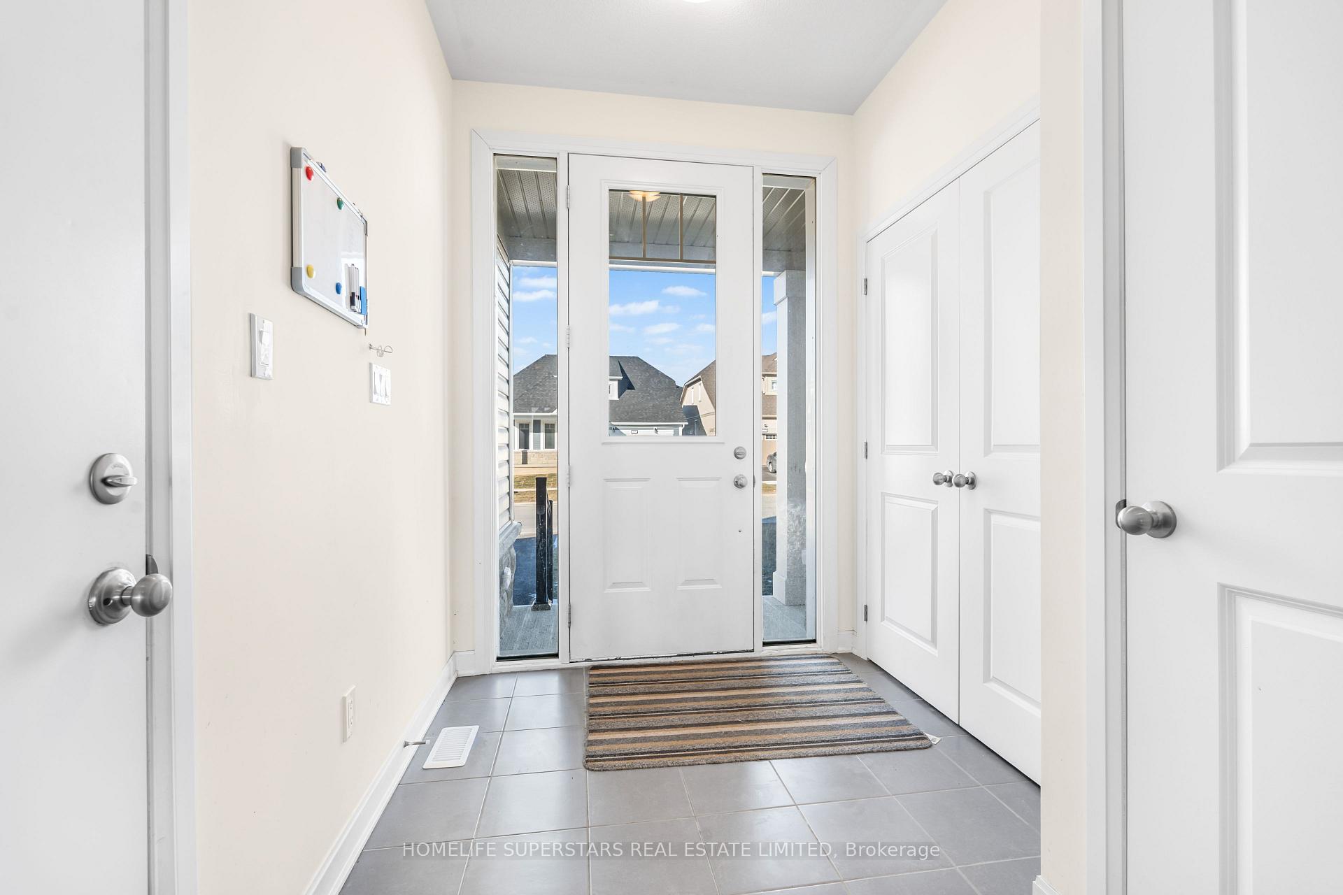 Photo 3 of 18 Oakmont Drive, Loyalist, Bath — HOMEH