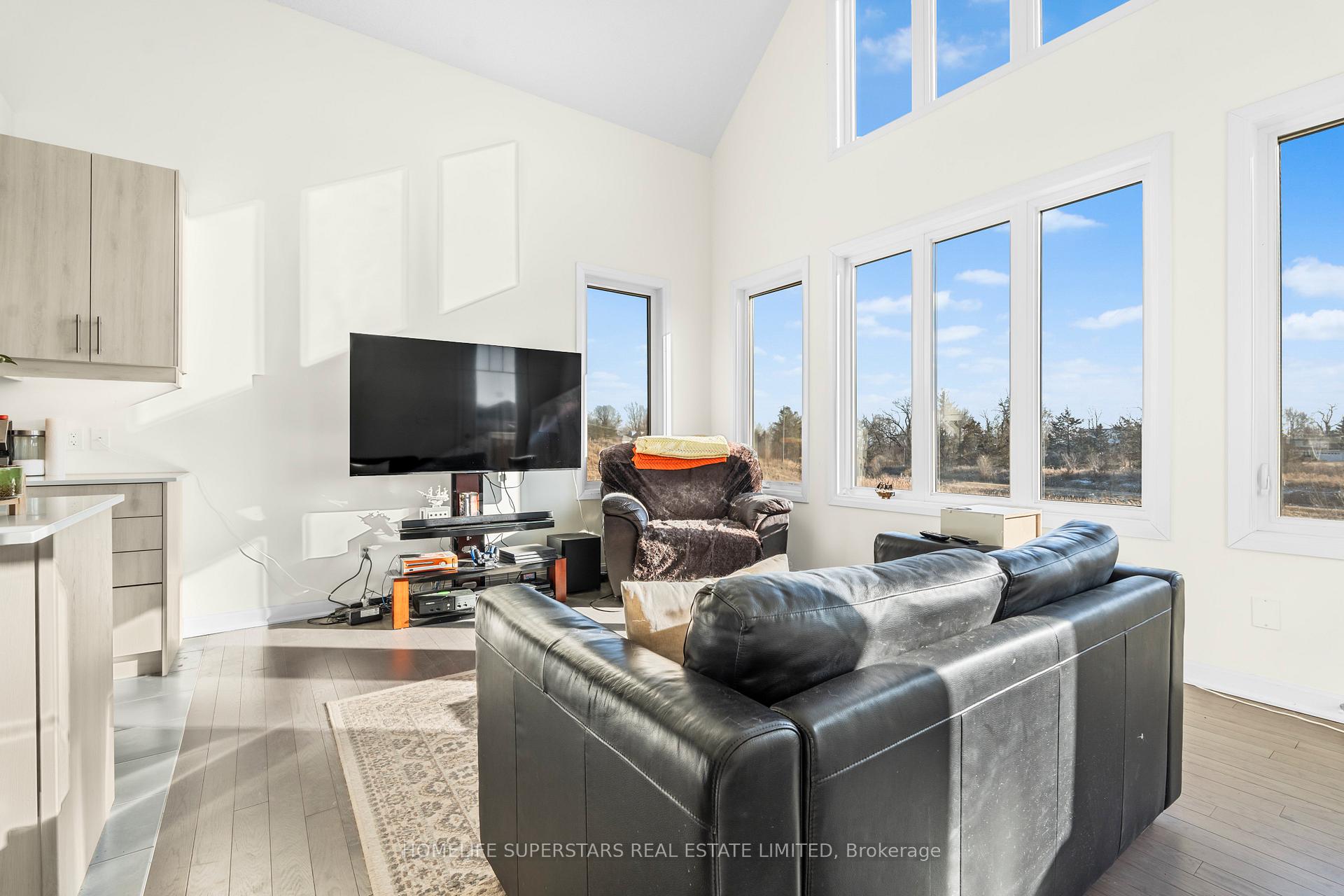 Photo 7 of 18 Oakmont Drive, Loyalist, Bath — HOMEH