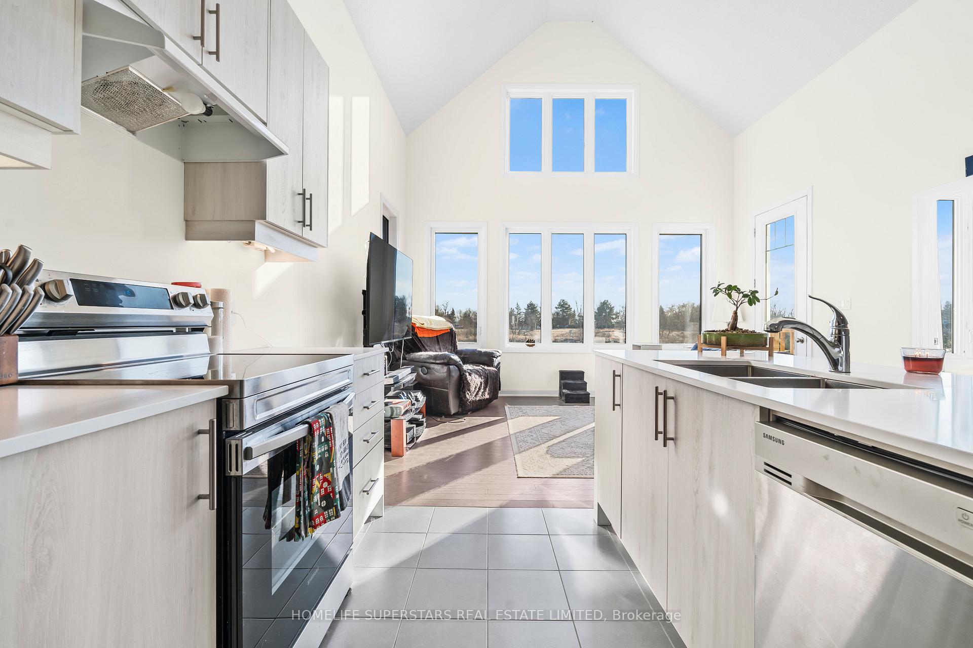 Photo 12 of 18 Oakmont Drive, Loyalist, Bath — HOMEH