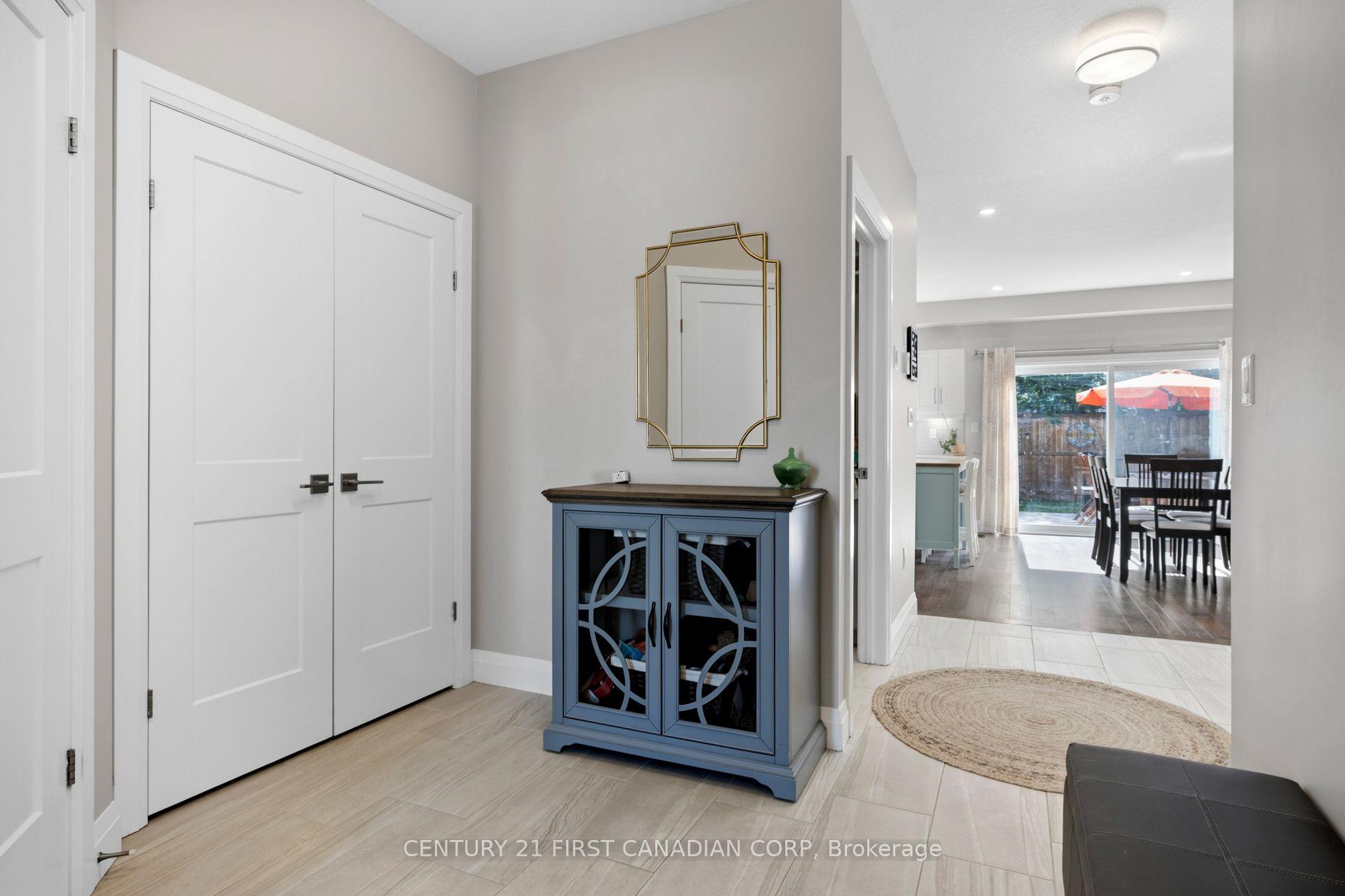 Photo 6 of 204 Snyder Avenue N, Woolwich, Elmira — HOMEH