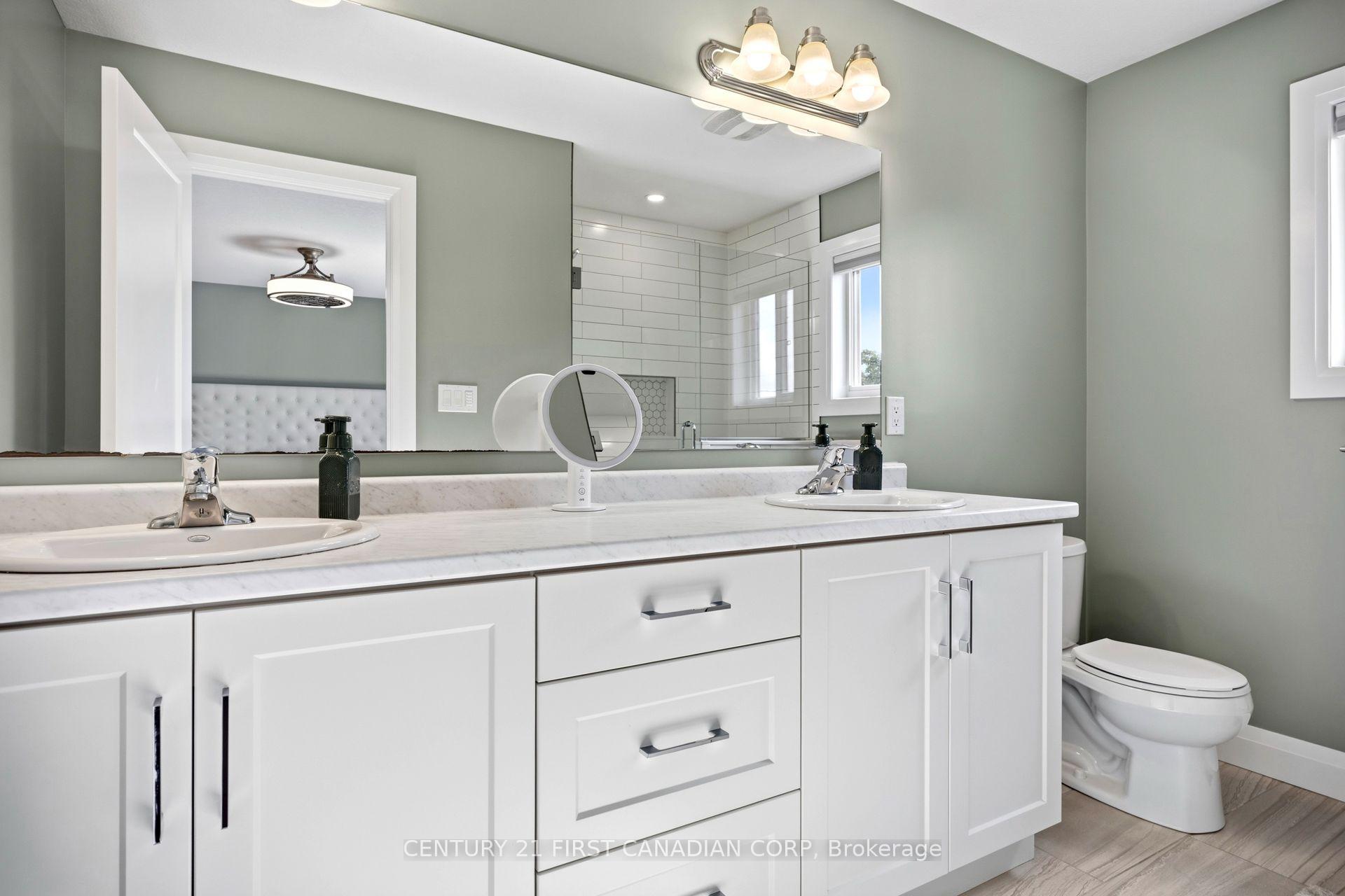 Photo 25 of 204 Snyder Avenue N, Woolwich, Elmira — HOMEH