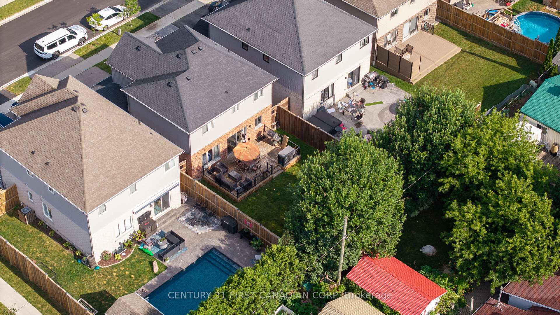 Photo 35 of 204 Snyder Avenue N, Woolwich, Elmira — HOMEH
