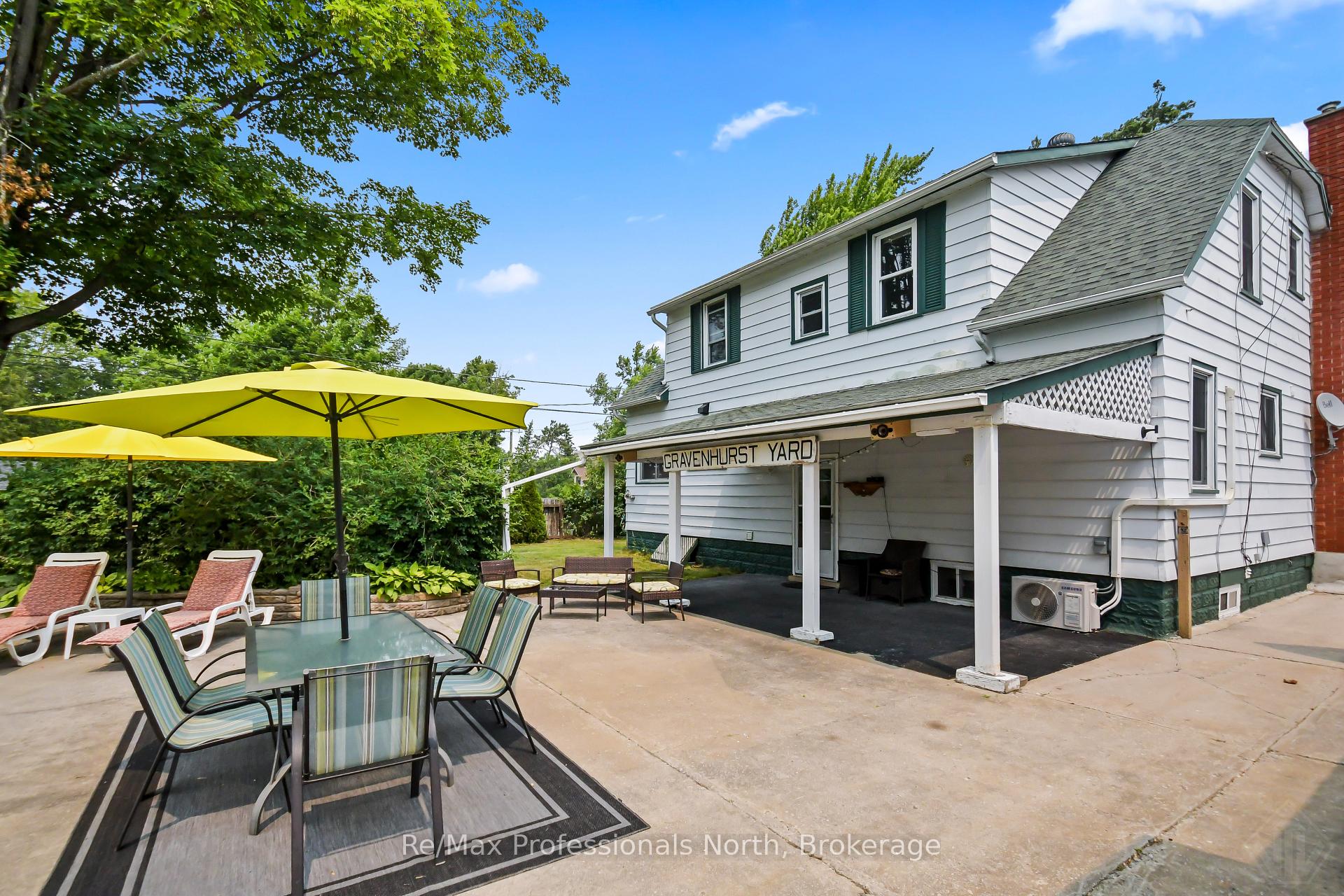 Photo 9 of 695 John Street N, Gravenhurst, Muskoka (S) — HOMEH