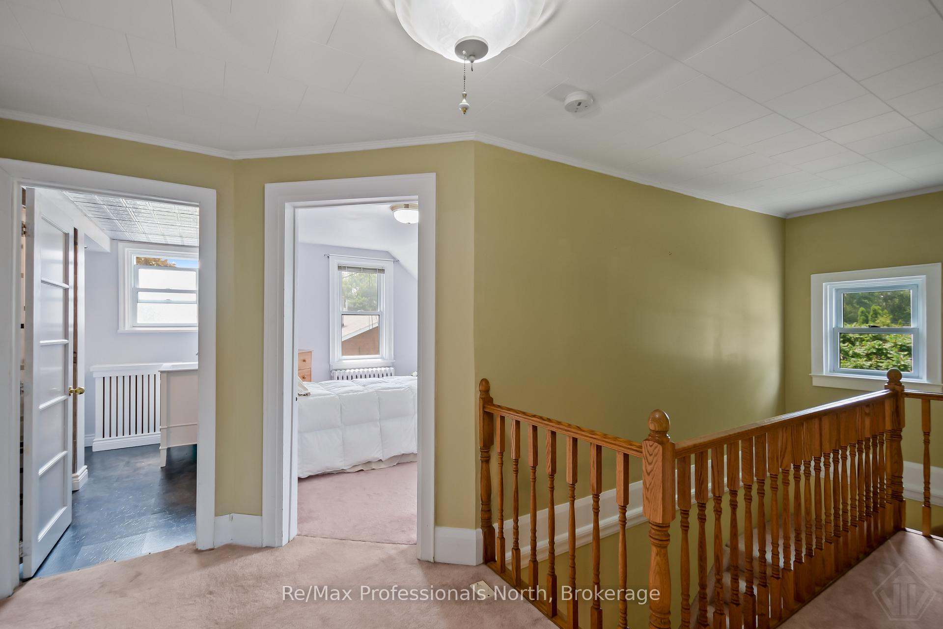 Photo 24 of 695 John Street N, Gravenhurst, Muskoka (S) — HOMEH