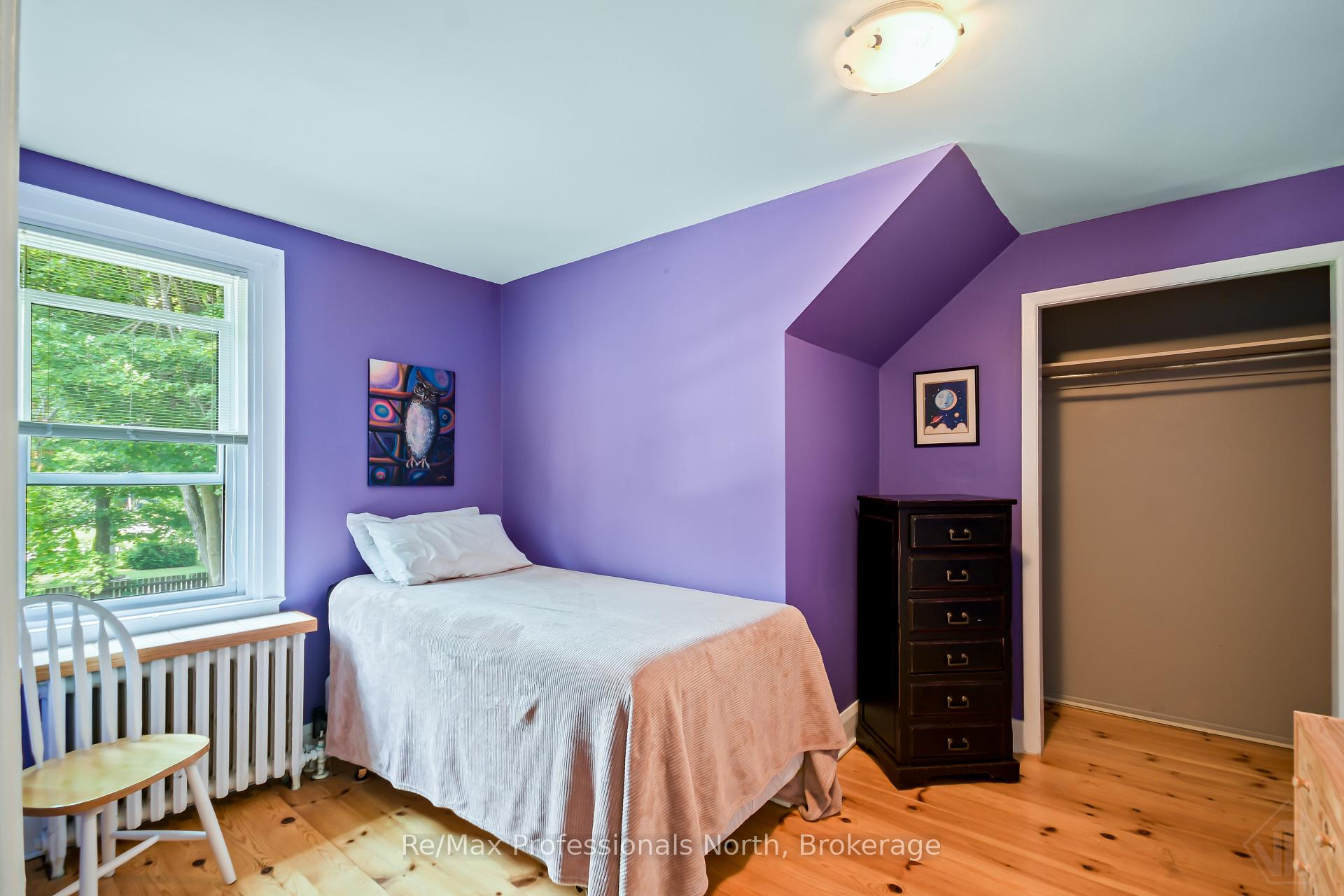 Photo 29 of 695 John Street N, Gravenhurst, Muskoka (S) — HOMEH