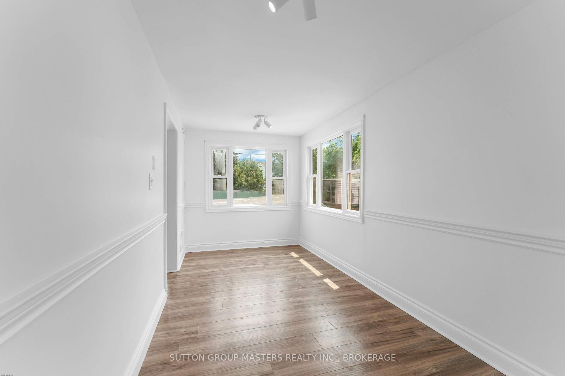 Photo 5 of 1062 Montreal Street, Kingston, Rideau — HOMEH