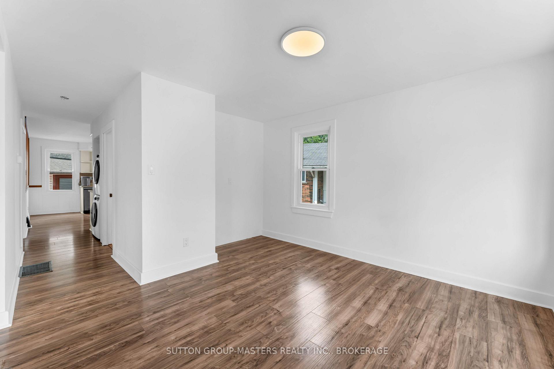 Photo 12 of 1062 Montreal Street, Kingston, Rideau — HOMEH