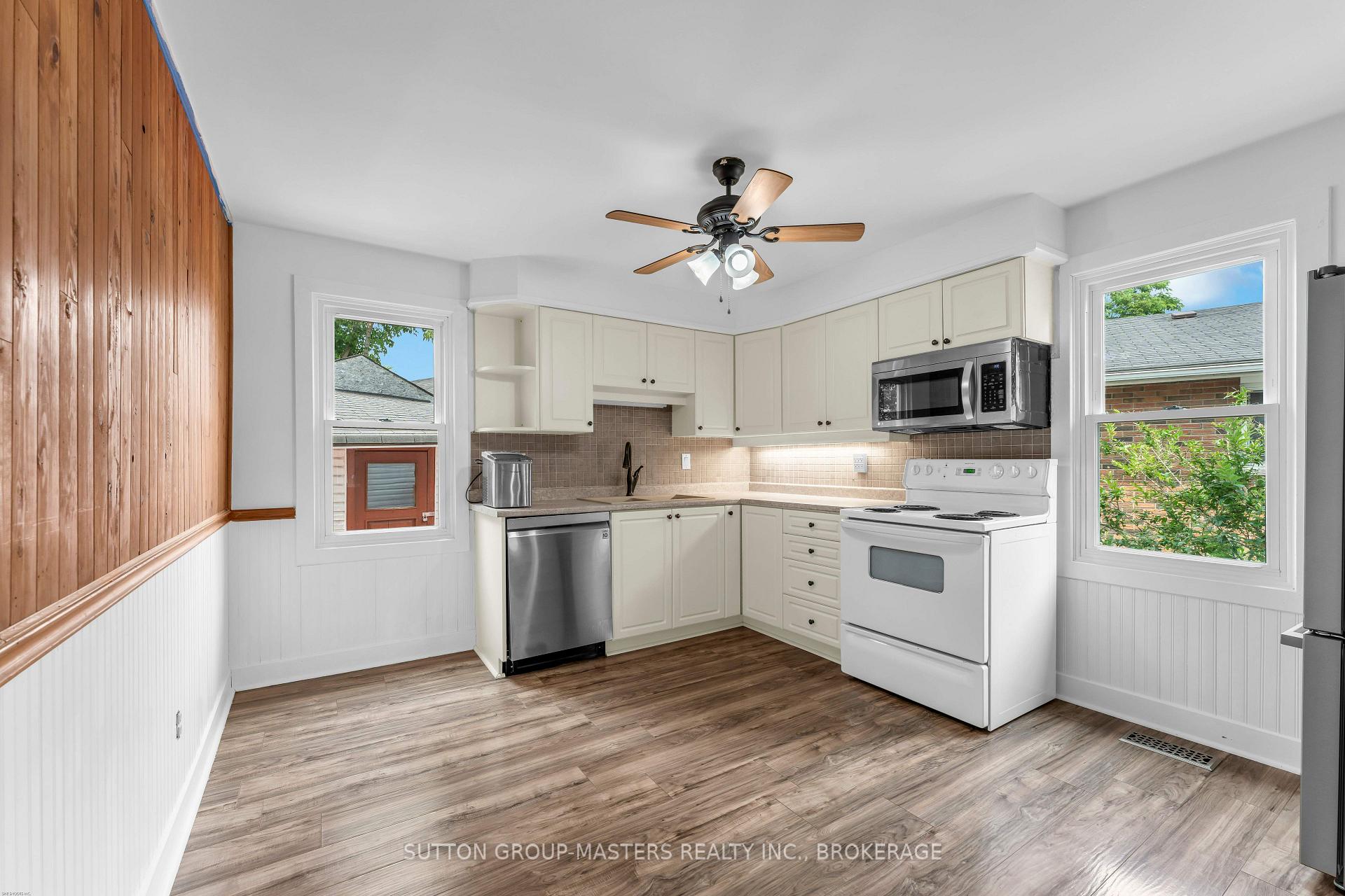 Photo 15 of 1062 Montreal Street, Kingston, Rideau — HOMEH