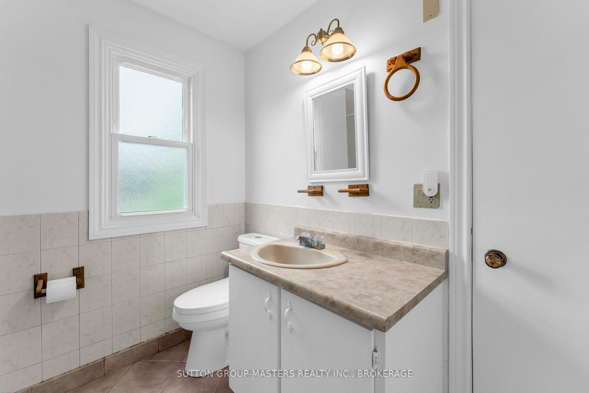 Photo 18 of 1062 Montreal Street, Kingston, Rideau — HOMEH