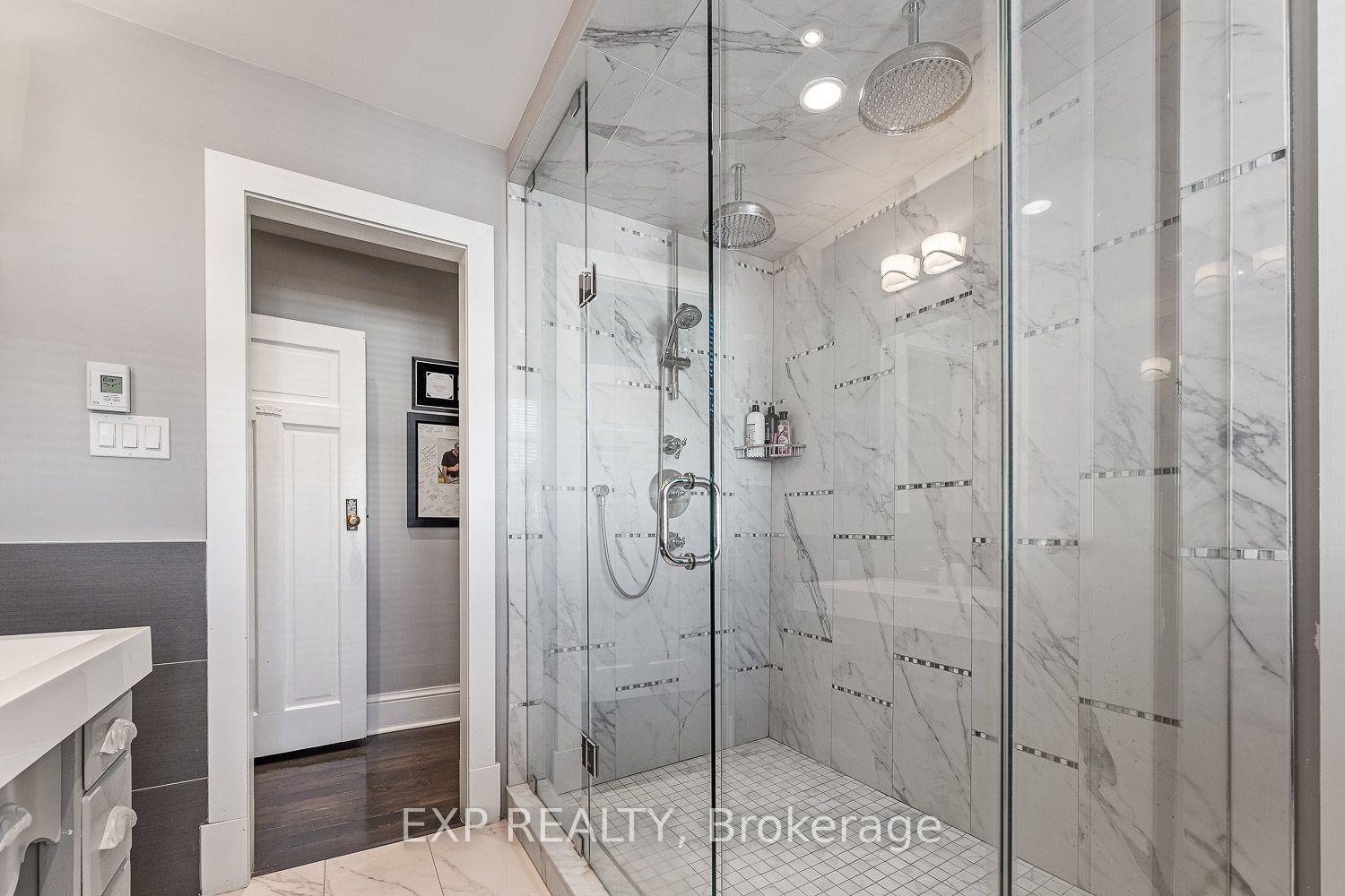 Photo 19 of 208 Lorne Avenue, Newmarket, Central Newmarket — HOMEH