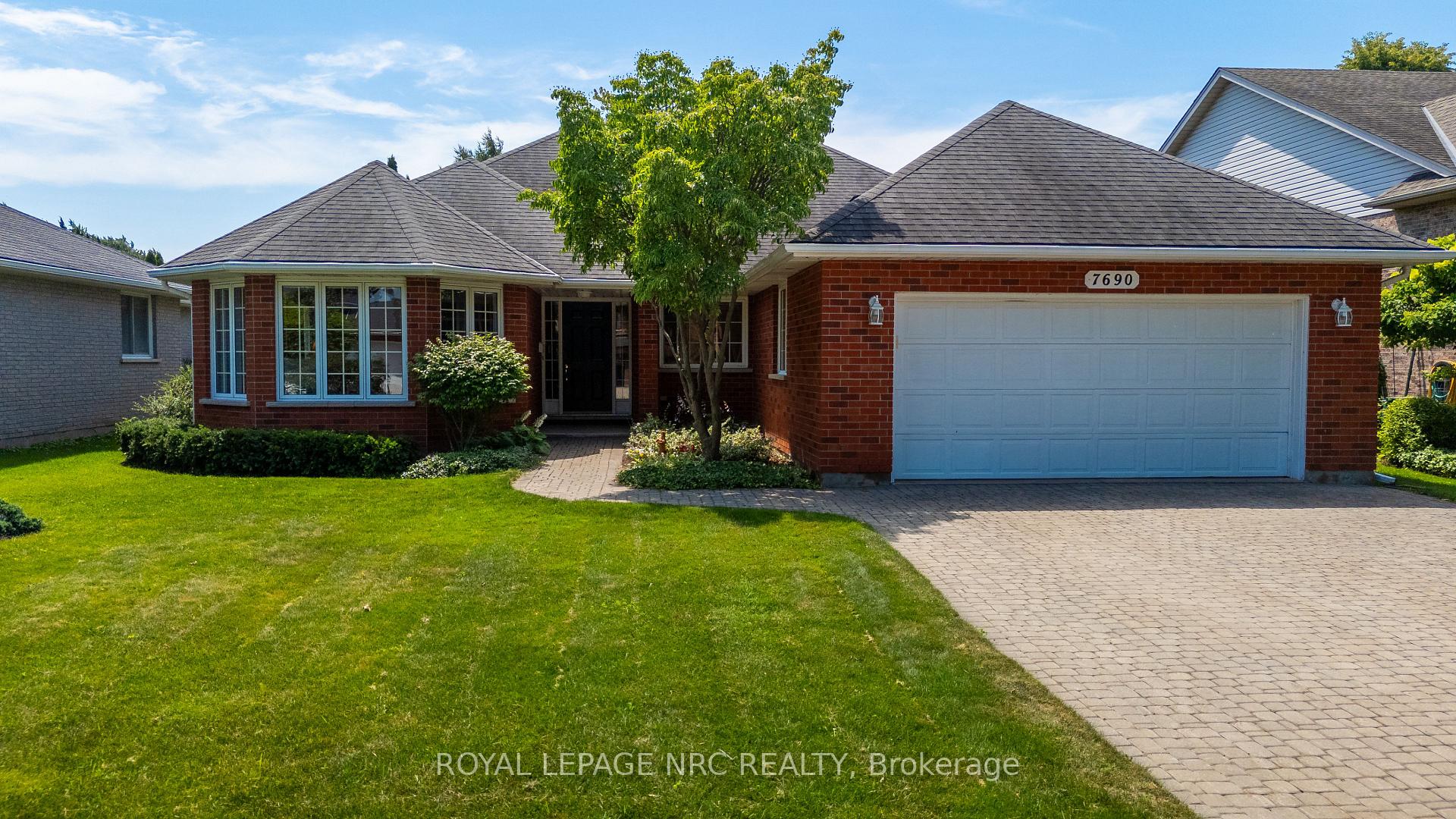 Photo 2 of 7690 Mount Carmel Boulevard, Niagara Falls, Mt. Carmel — HOMEH