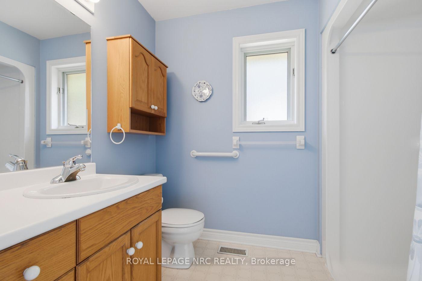 Photo 22 of 7690 Mount Carmel Boulevard, Niagara Falls, Mt. Carmel — HOMEH