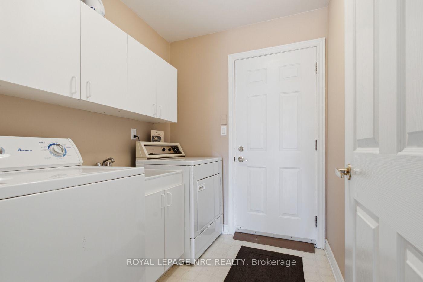 Photo 26 of 7690 Mount Carmel Boulevard, Niagara Falls, Mt. Carmel — HOMEH