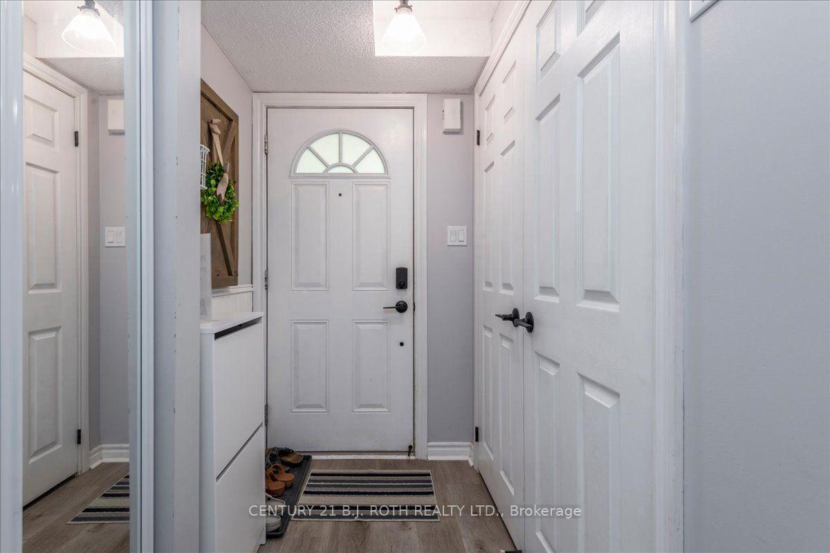 Photo 2 of Unit 5, 93 Goodwin Drive, Barrie, Painswick South — HOMEH
