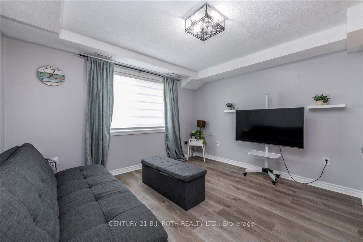 Photo 8 of Unit 5, 93 Goodwin Drive, Barrie, Painswick South — HOMEH