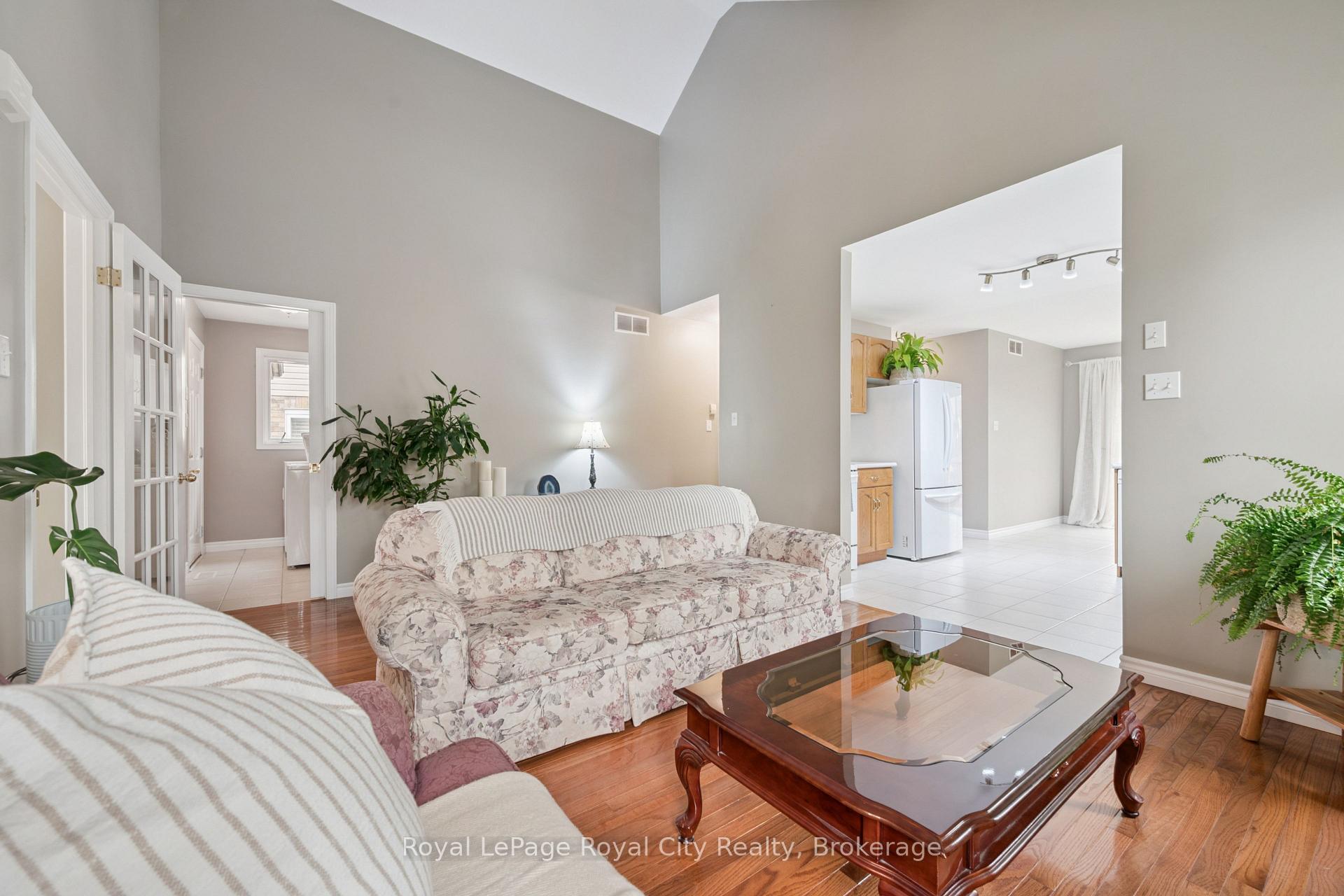 Photo 21 of 3 Marigold Drive, Guelph, Kortright Hills — HOMEH