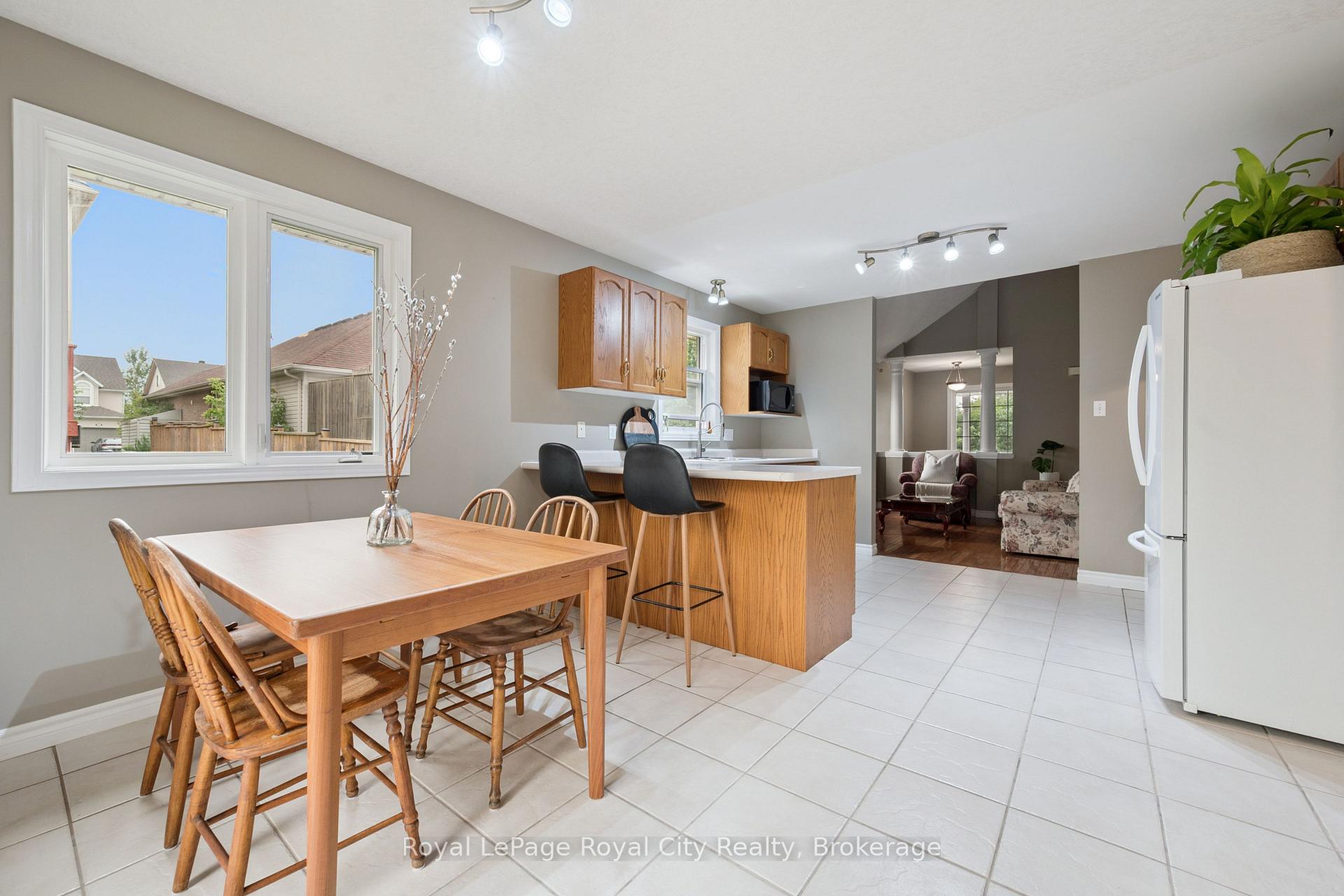 Photo 27 of 3 Marigold Drive, Guelph, Kortright Hills — HOMEH