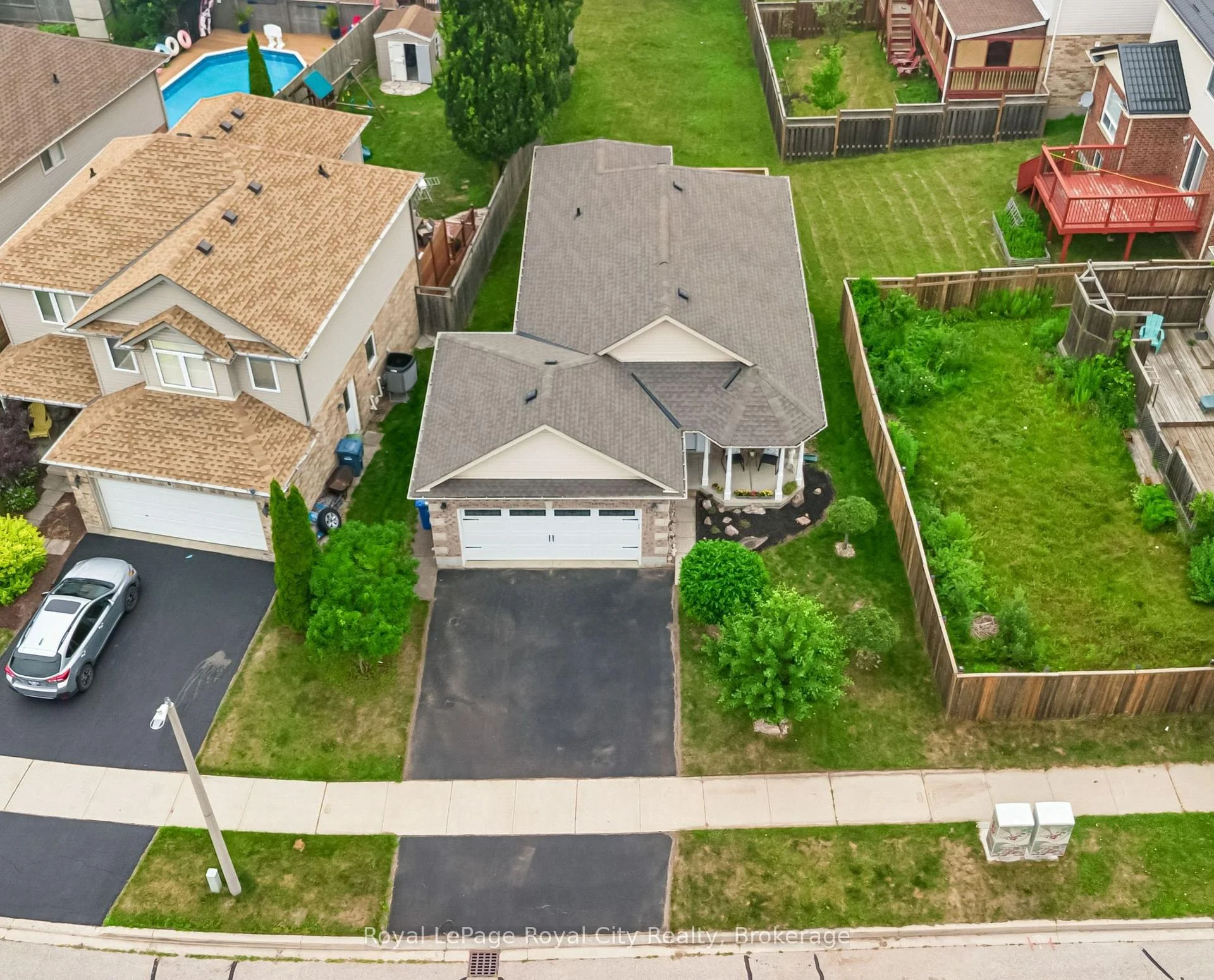 Photo 6 of 3 Marigold Drive, Guelph, Kortright Hills — HOMEH