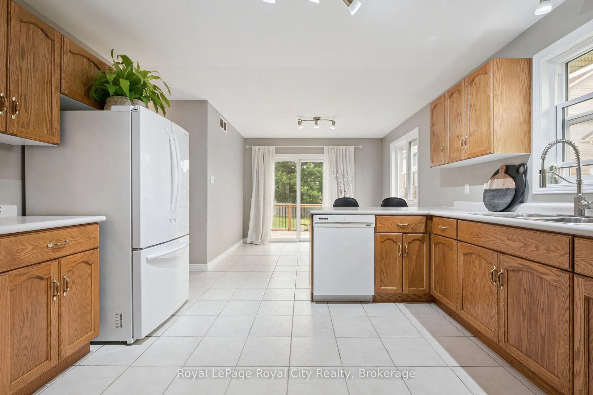 Photo 24 of 3 Marigold Drive, Guelph, Kortright Hills — HOMEH