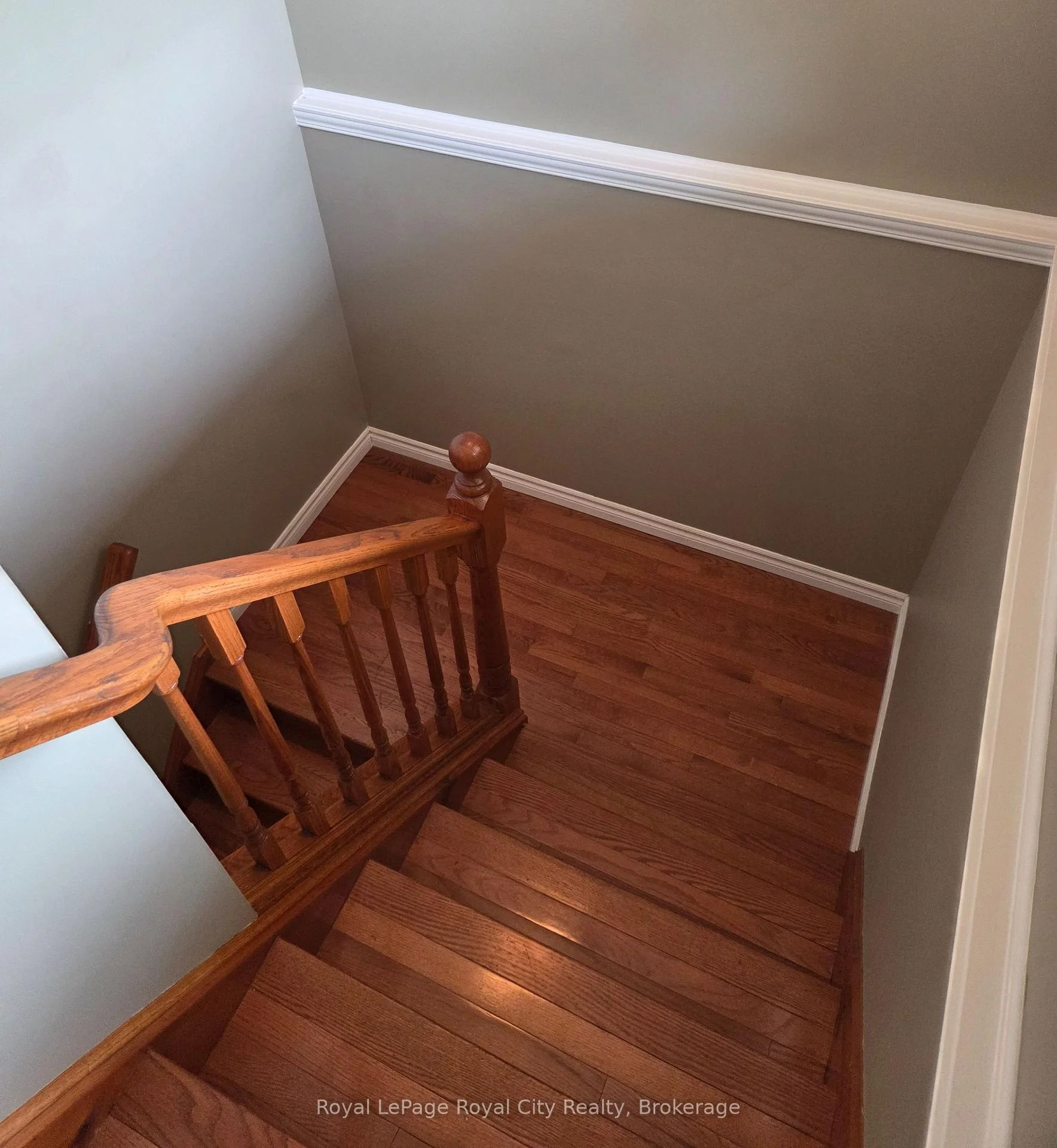 Photo 39 of 3 Marigold Drive, Guelph, Kortright Hills — HOMEH