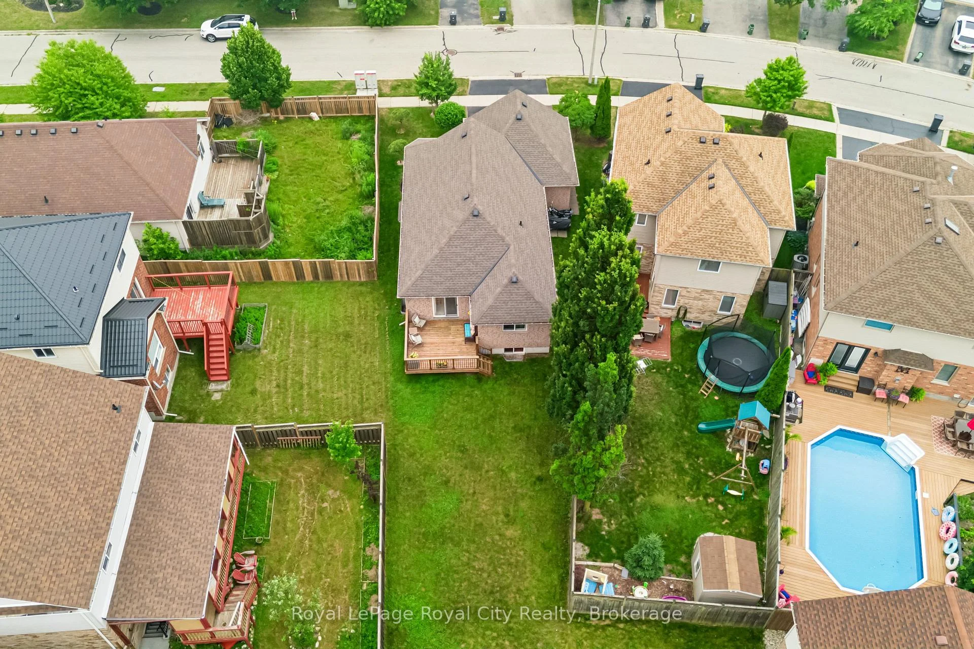 Photo 68 of 3 Marigold Drive, Guelph, Kortright Hills — HOMEH