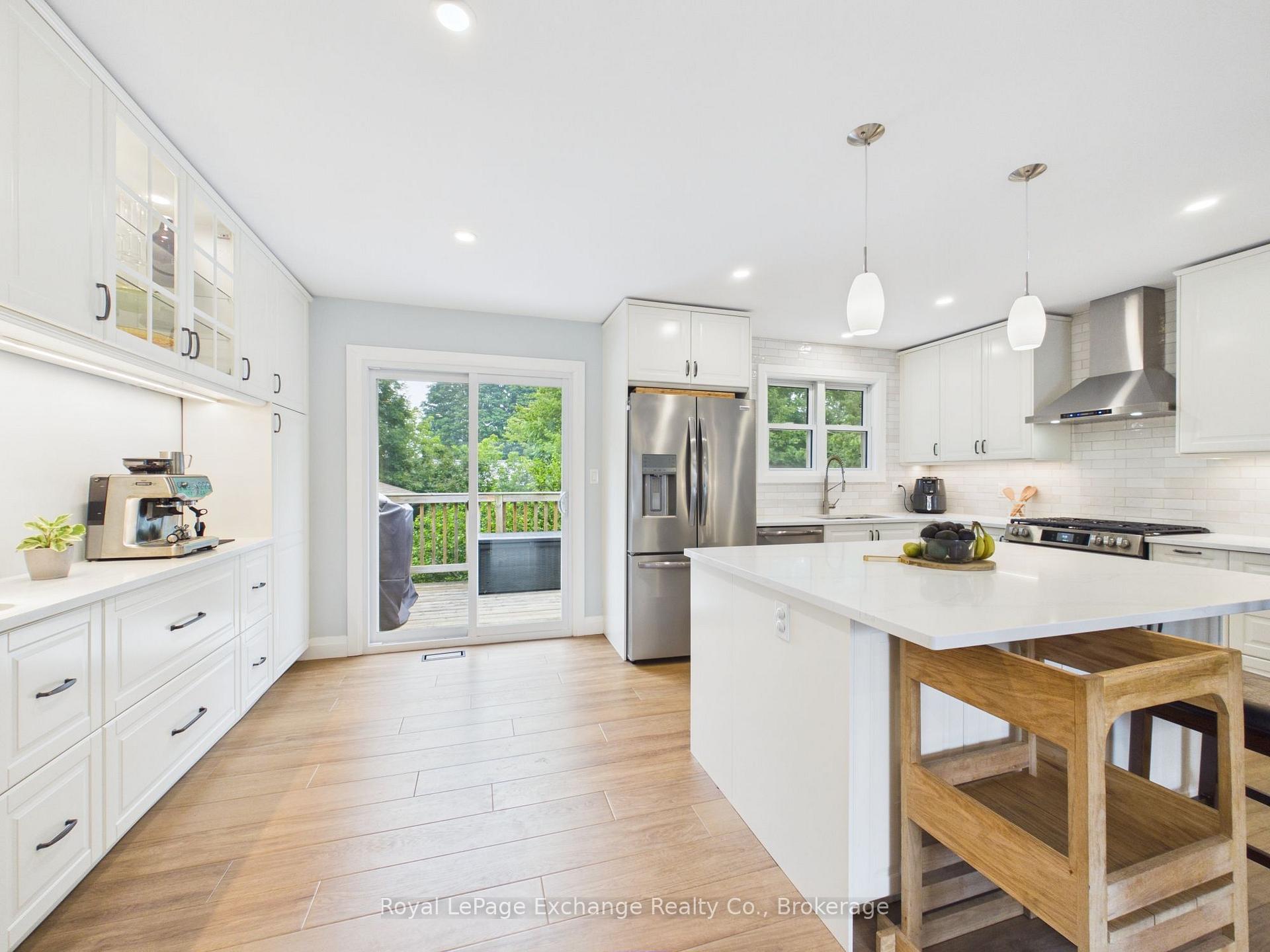 Photo 4 of 453 Elgin Street, Kincardine — HOMEH