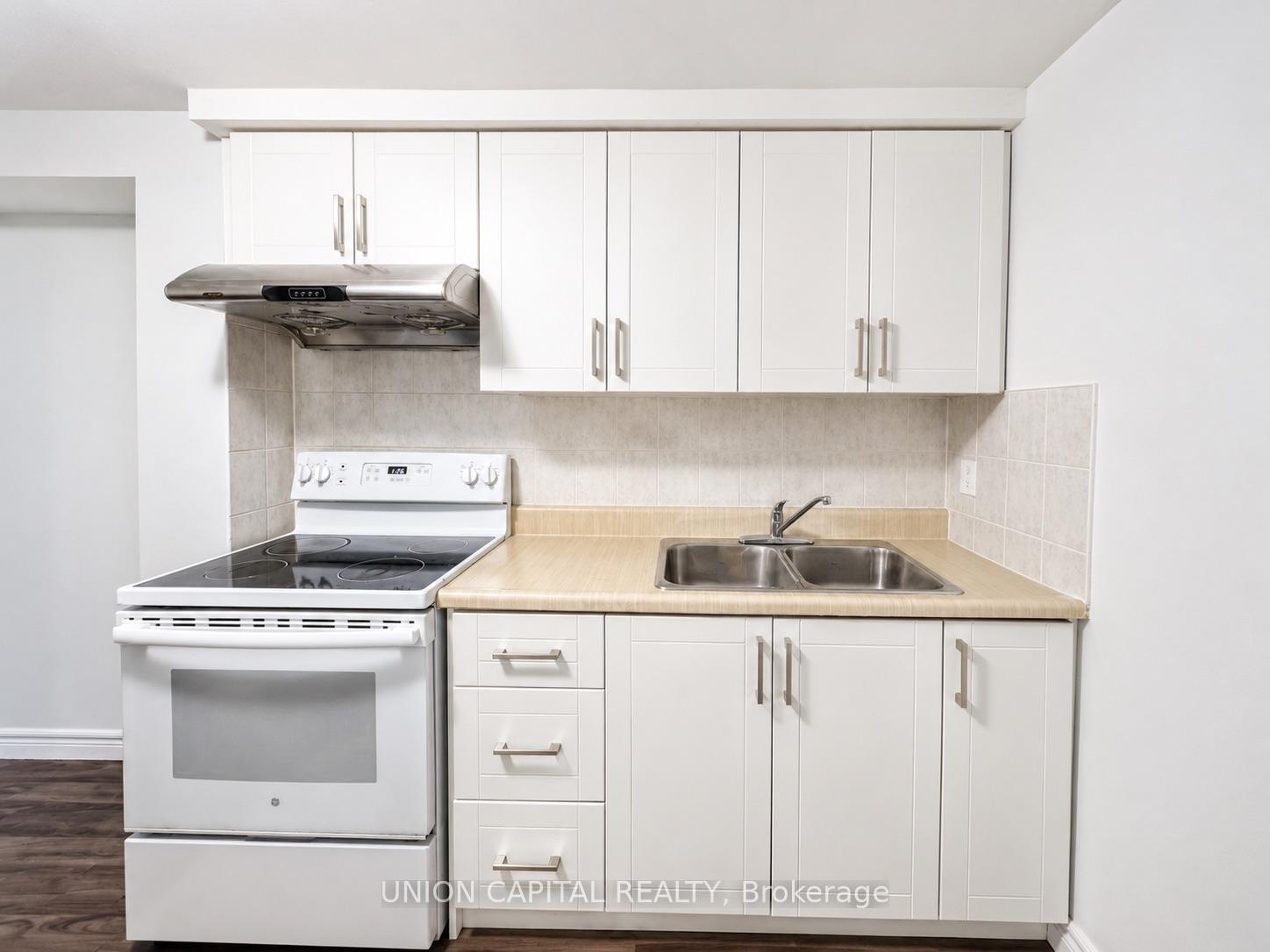 Photo 5 of Unit Bsmt, 9 Sunbird Crescent, Scarborough, Steeles — HOMEH