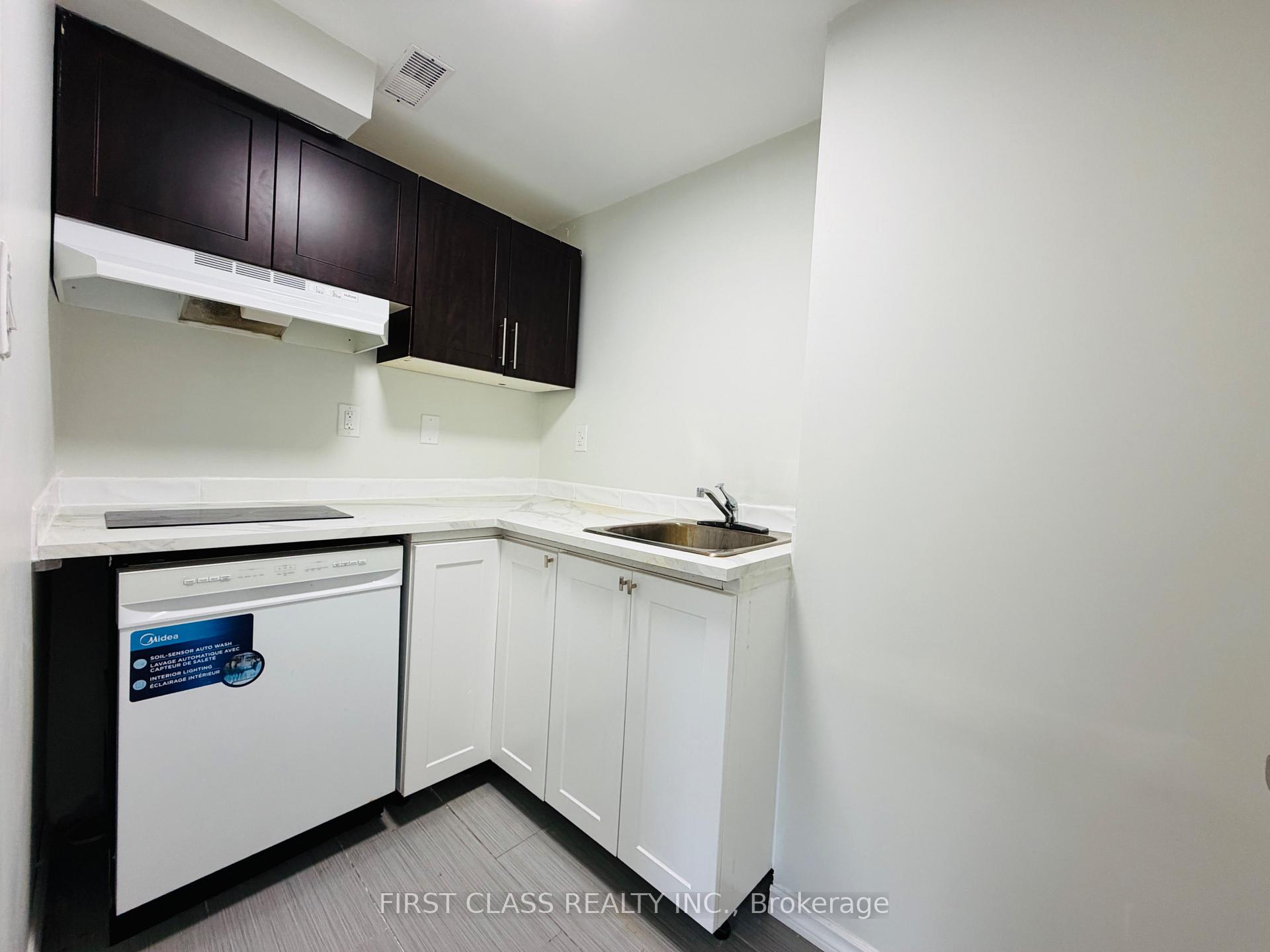 Photo 7 of 624A Rummelhardt Drive, Waterloo, Beechwood West — HOMEH