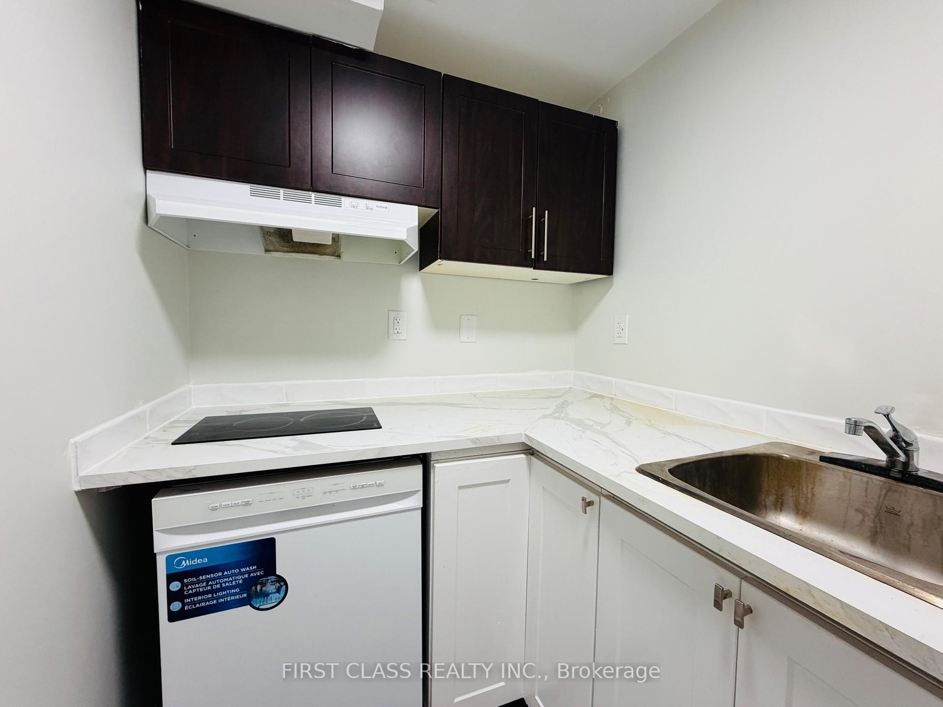 Photo 9 of 624A Rummelhardt Drive, Waterloo, Beechwood West — HOMEH