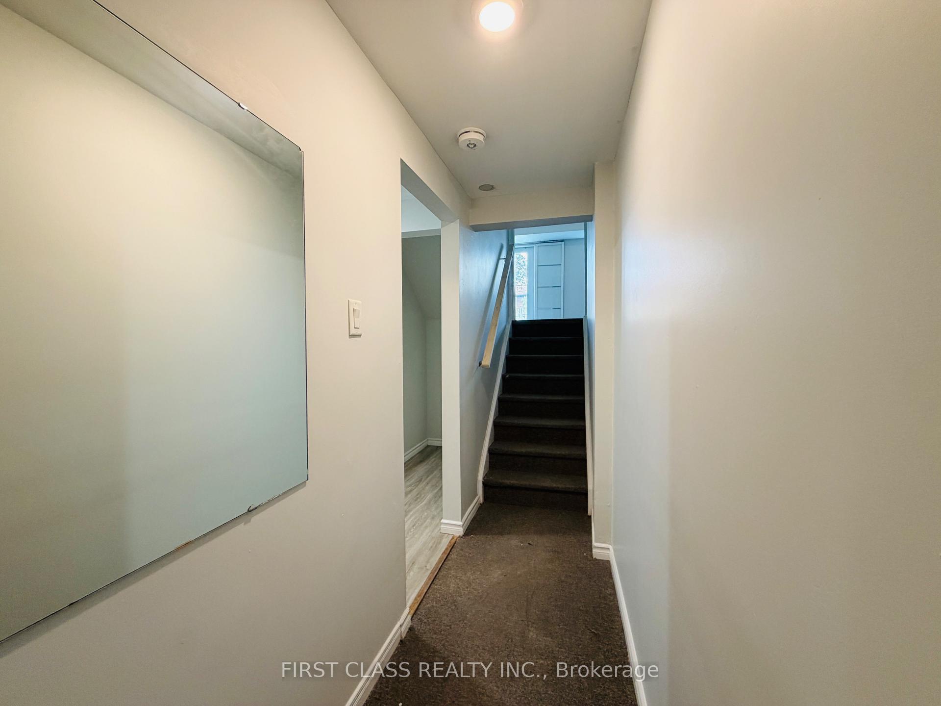 Photo 12 of 624A Rummelhardt Drive, Waterloo, Beechwood West — HOMEH