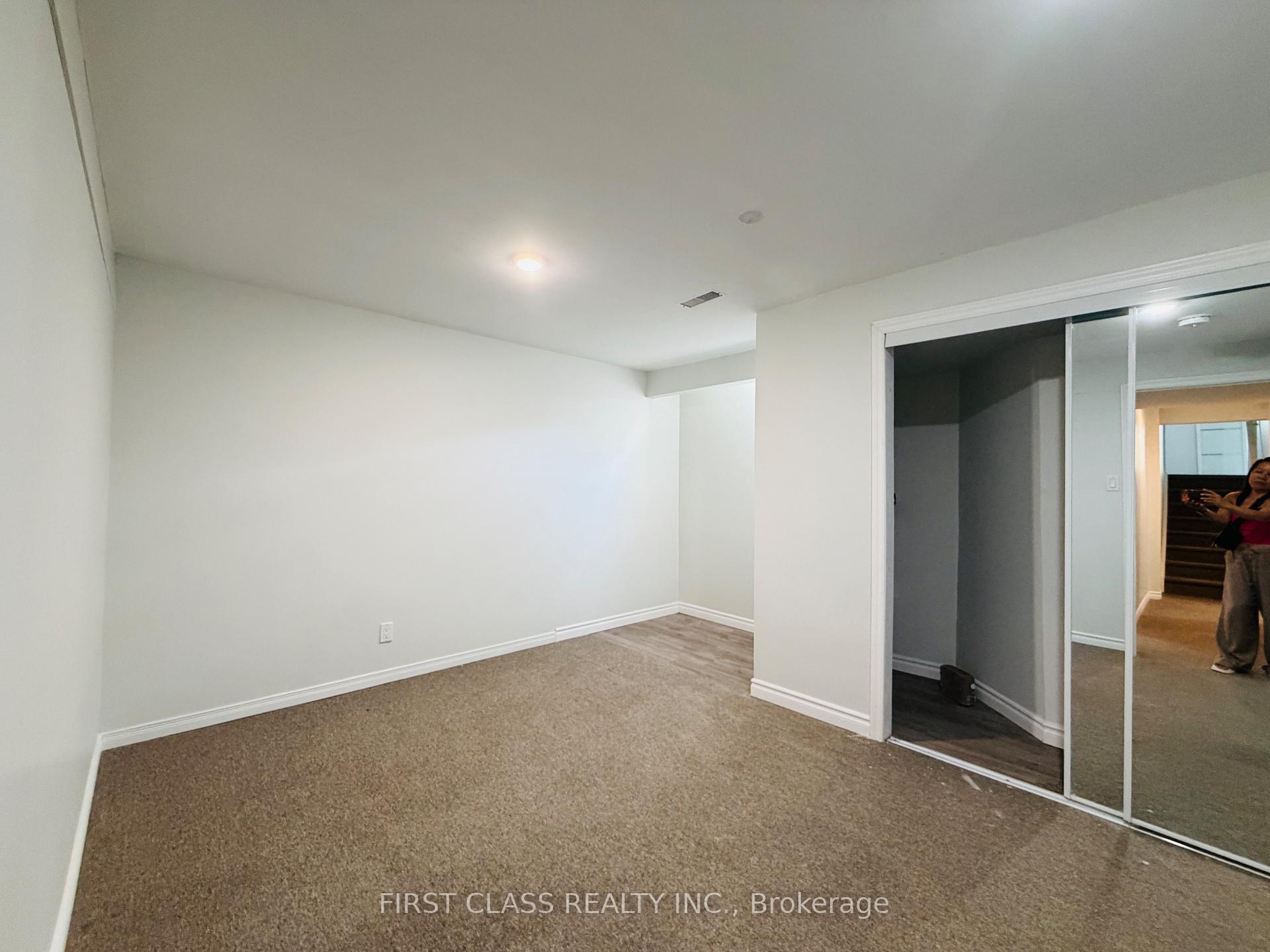 Photo 24 of 624A Rummelhardt Drive, Waterloo, Beechwood West — HOMEH