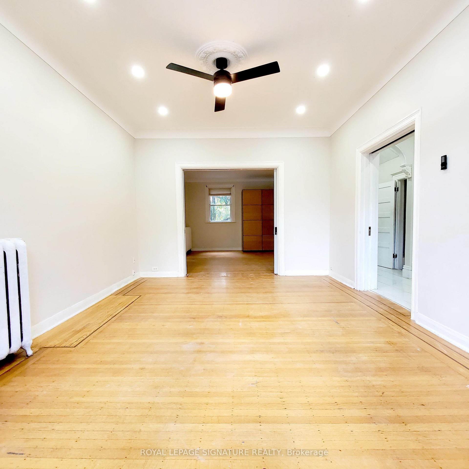 Photo 4 of Unit 2, 116 Fairholt Road S, Hamilton, Stipley — HOMEH