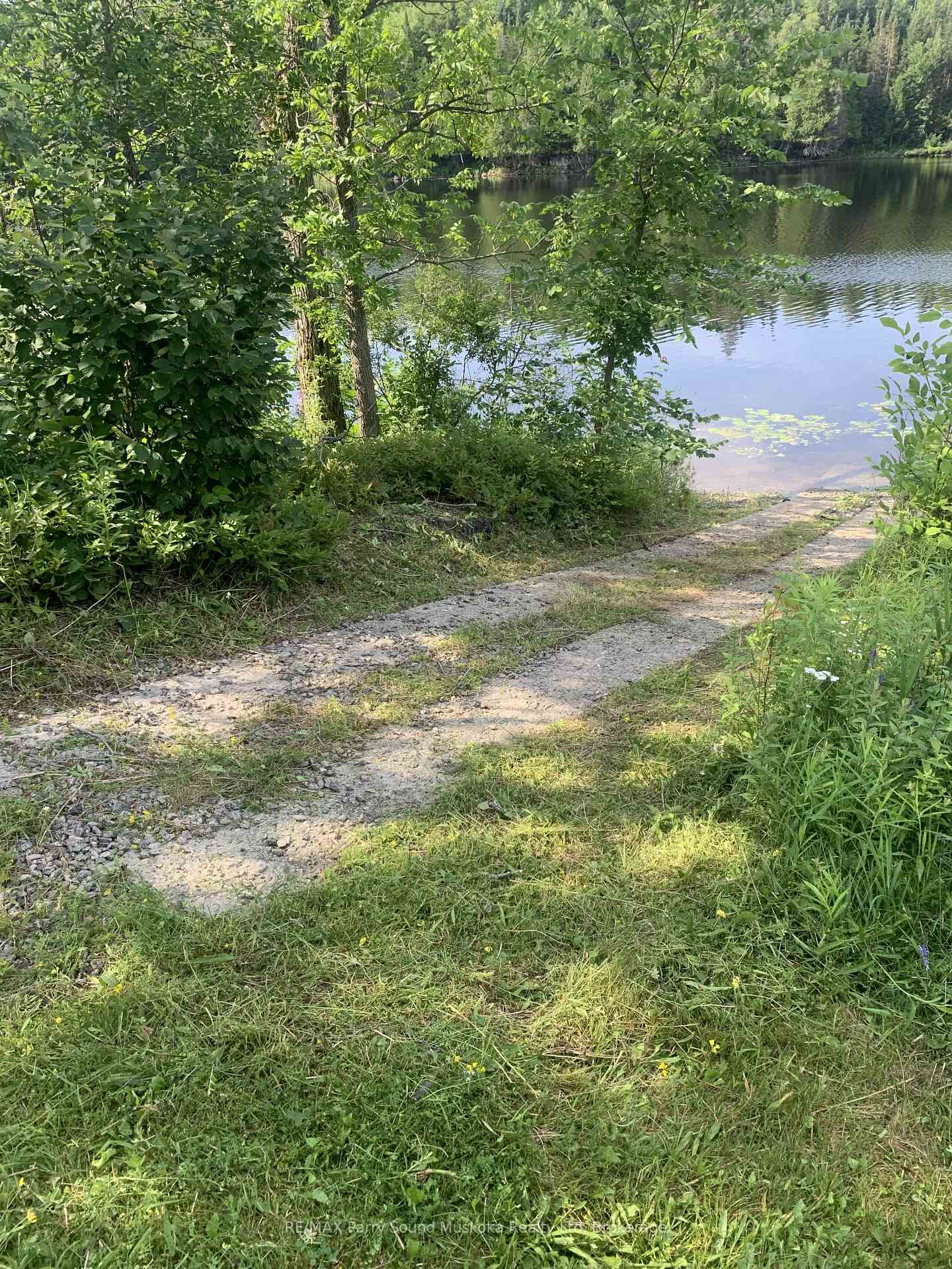 Photo 15 of 3 Magnet Road, Magnetawan, Ahmic Harbour — HOMEH