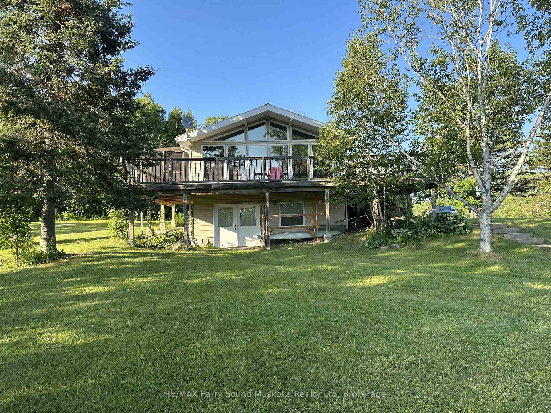 Photo 36 of 3 Magnet Road, Magnetawan, Ahmic Harbour — HOMEH