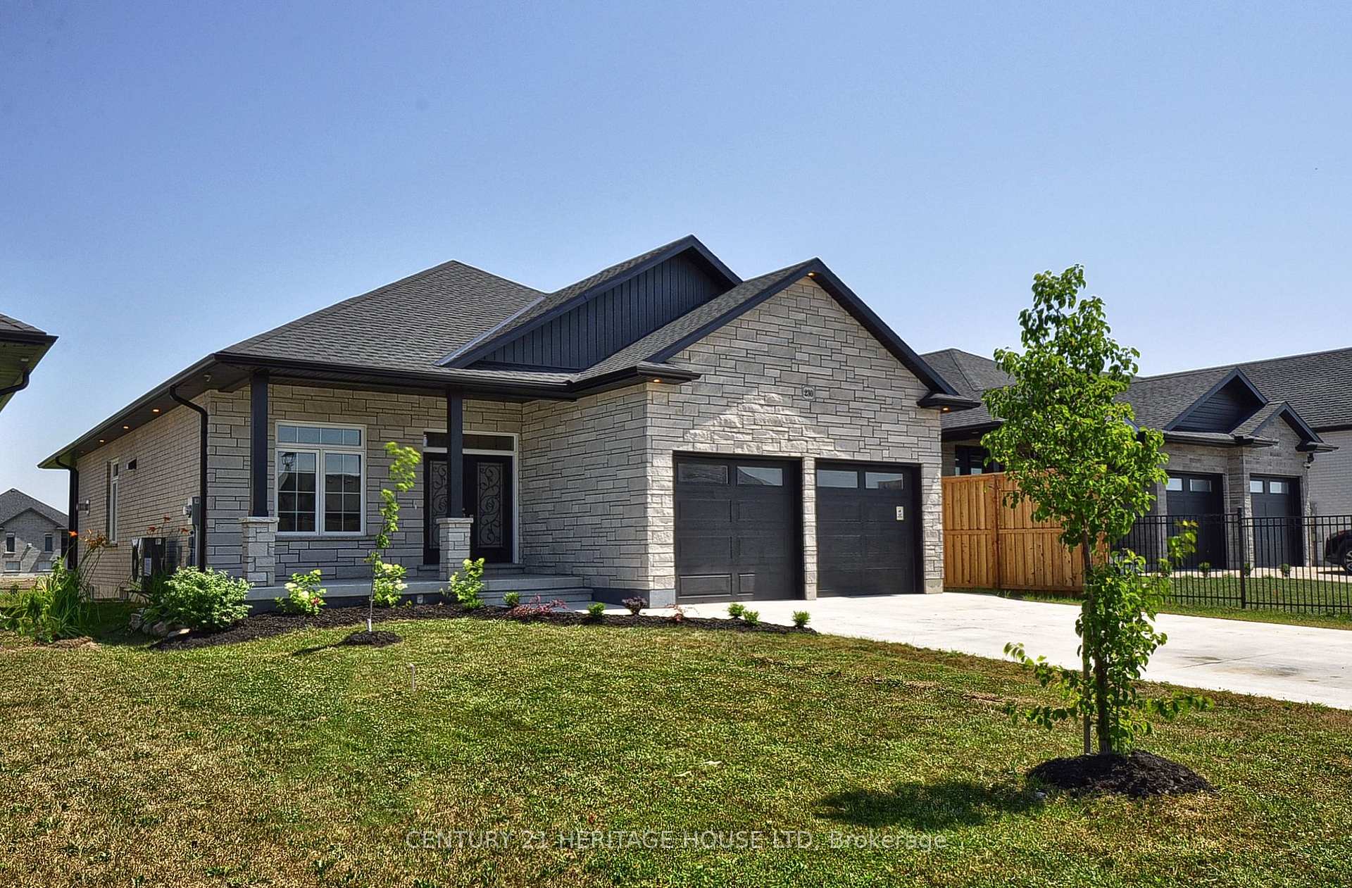 Photo 3 of 230 Orr Street S, Stratford — HOMEH