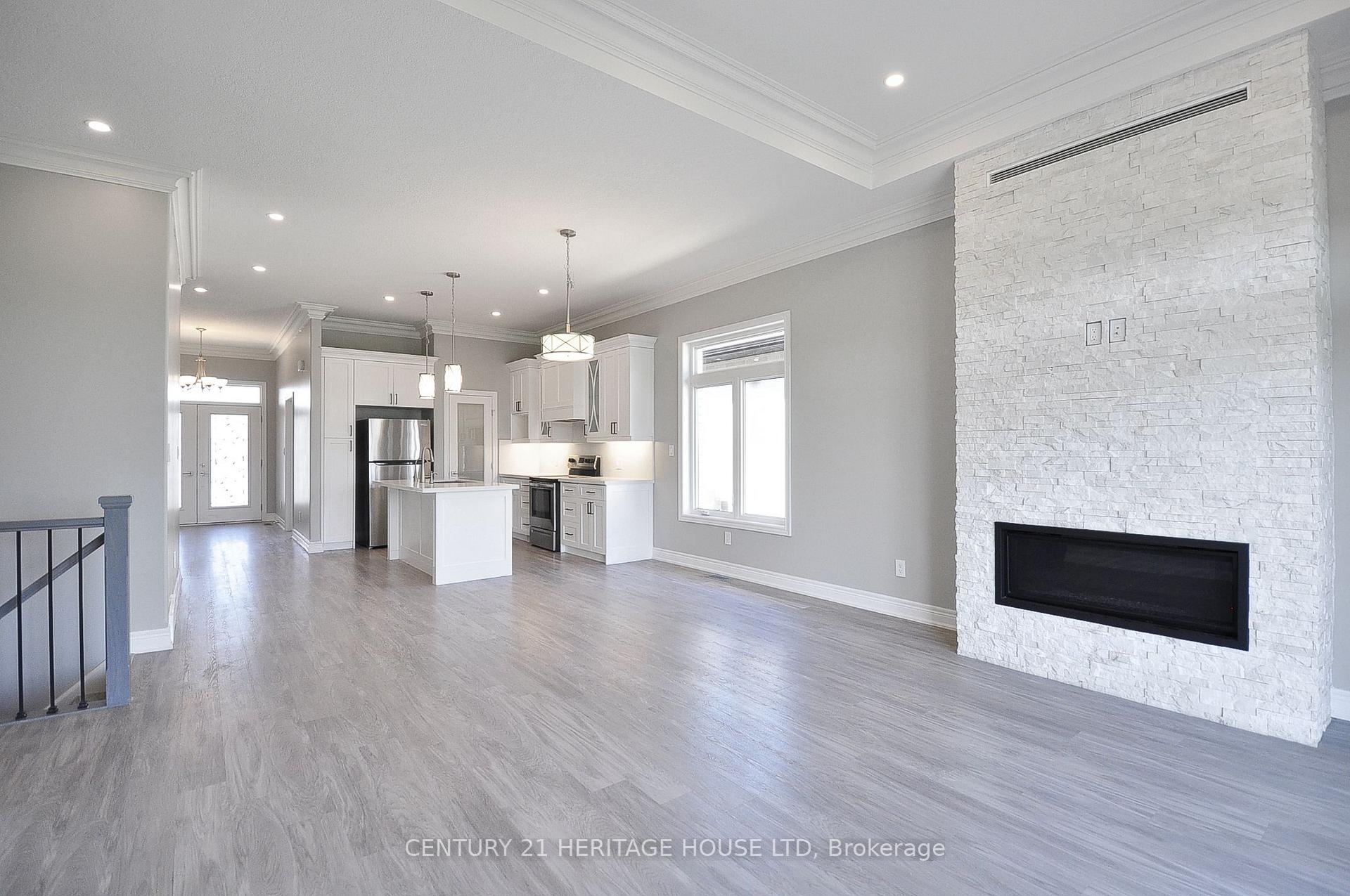 Photo 14 of 230 Orr Street S, Stratford — HOMEH