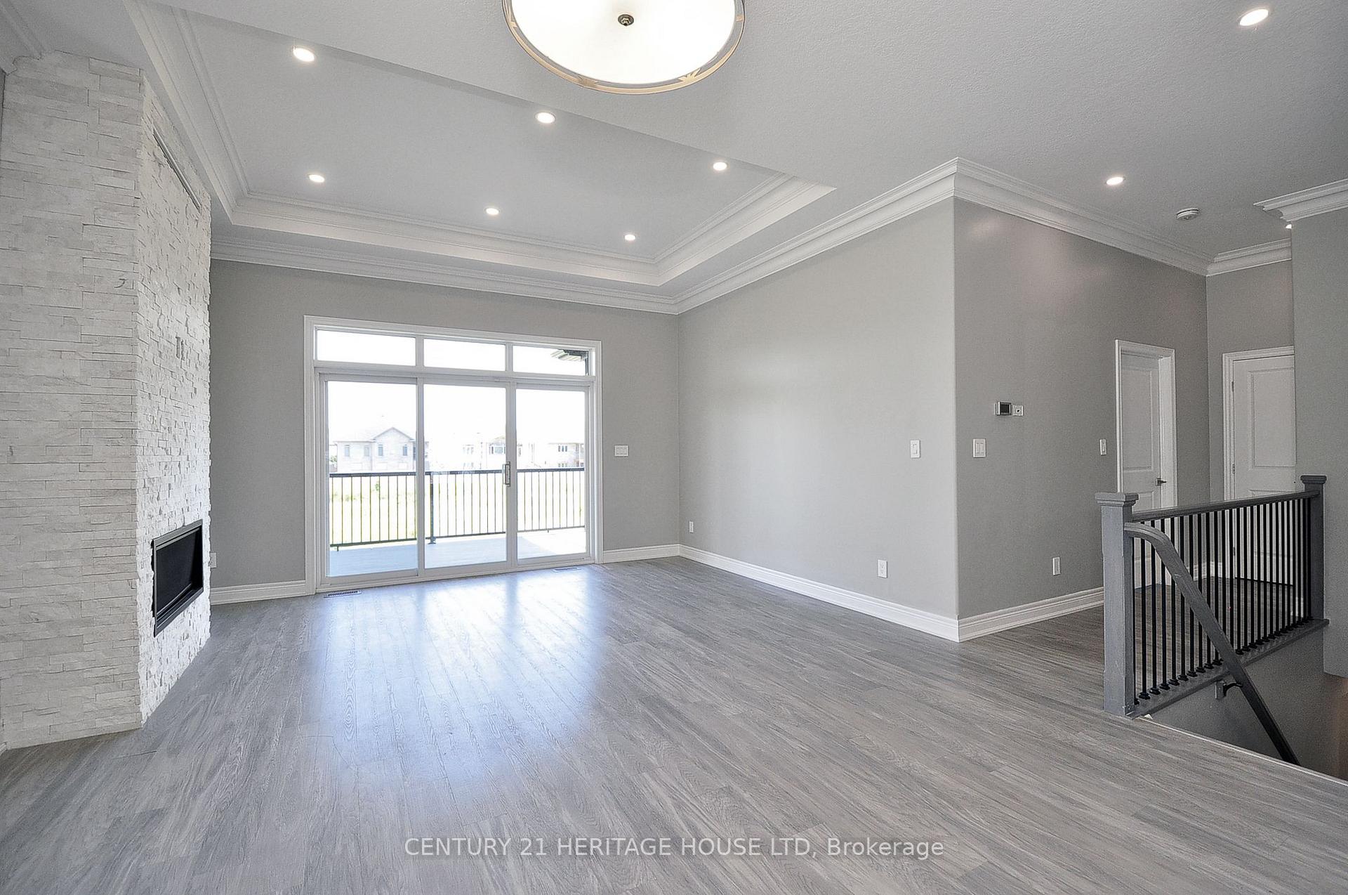 Photo 15 of 230 Orr Street S, Stratford — HOMEH