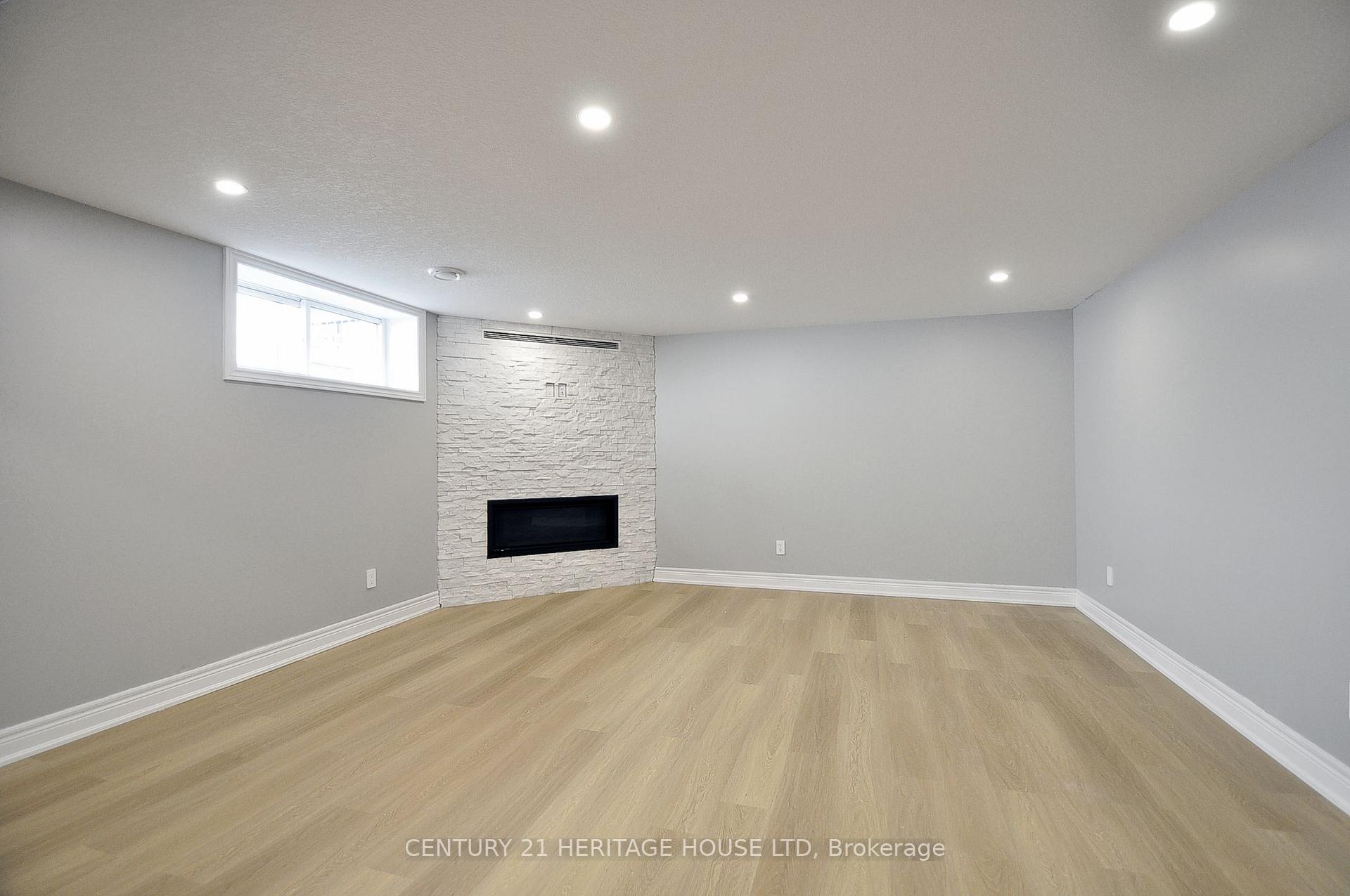 Photo 25 of 230 Orr Street S, Stratford — HOMEH
