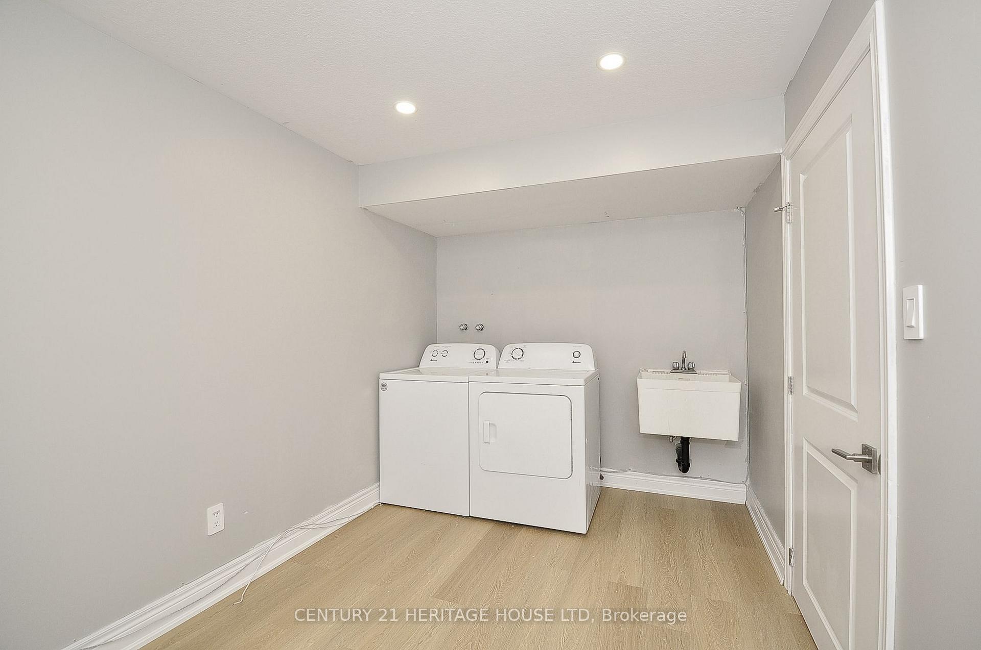 Photo 30 of 230 Orr Street S, Stratford — HOMEH