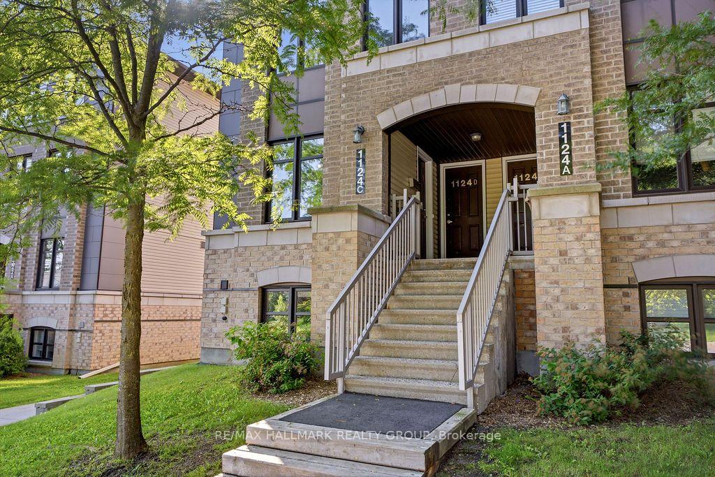 Photo 2 of Unit C, 1124 Klondike Road, Ottawa, Kanata - Morgan's Grant/South March — HOMEH