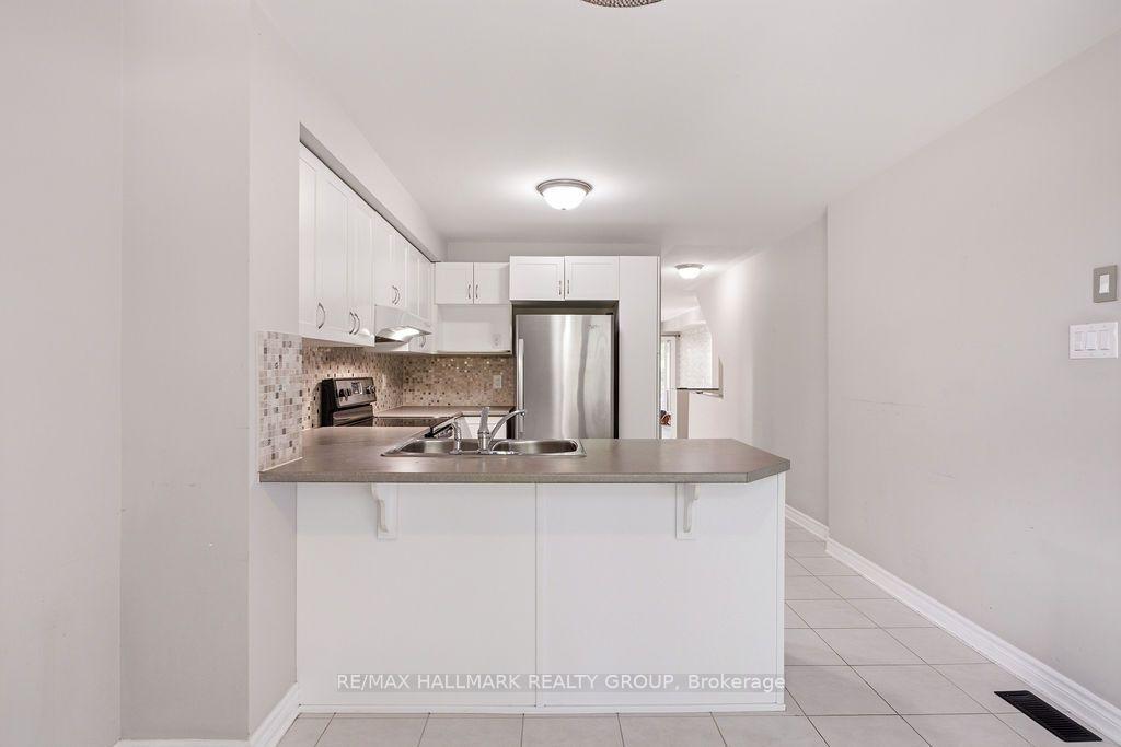 Photo 4 of Unit C, 1124 Klondike Road, Ottawa, Kanata - Morgan's Grant/South March — HOMEH