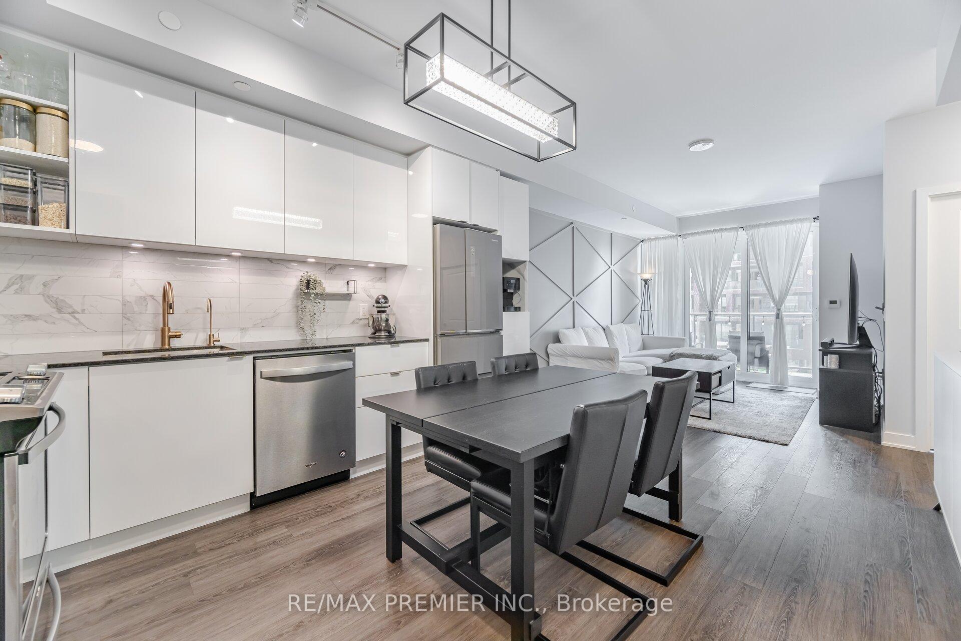 Photo 7 of Unit 317, 100 Eagle Rock Way, Vaughan, Rural Vaughan — HOMEH