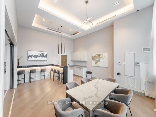 Photo 18 of Unit 317, 100 Eagle Rock Way, Vaughan, Rural Vaughan — HOMEH