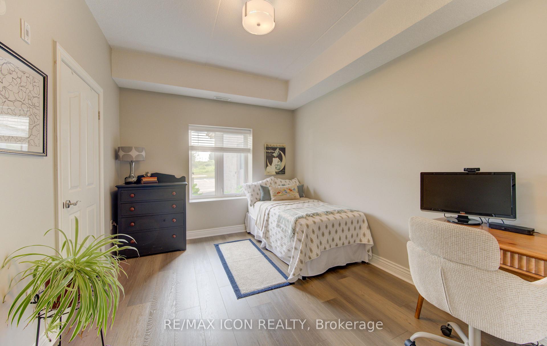 Photo 12 of Unit 101, 776 Laurelwood Drive, Waterloo, Columbia Forest/Clair Hills — HOMEH