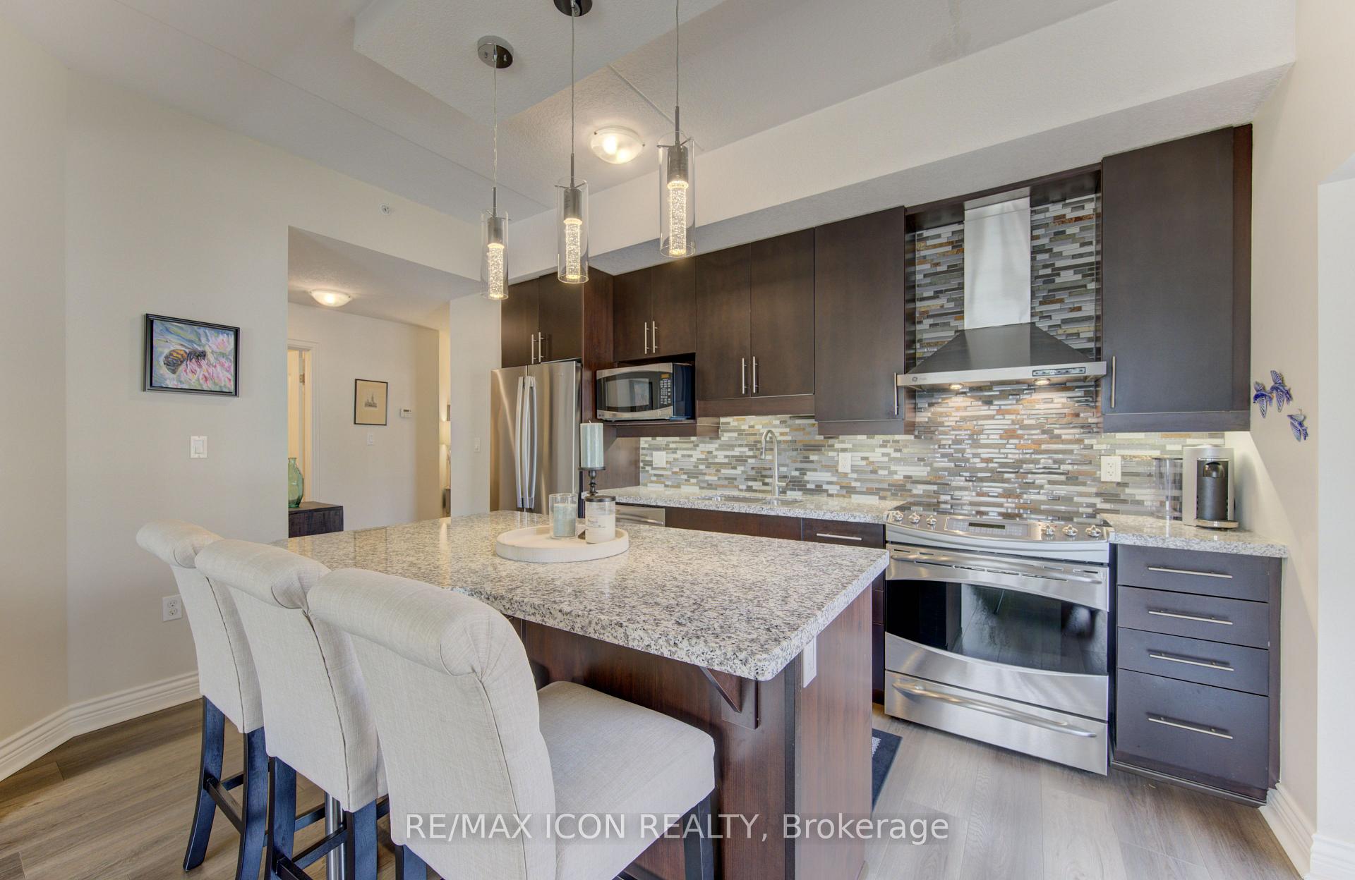 Photo 16 of Unit 101, 776 Laurelwood Drive, Waterloo, Columbia Forest/Clair Hills — HOMEH