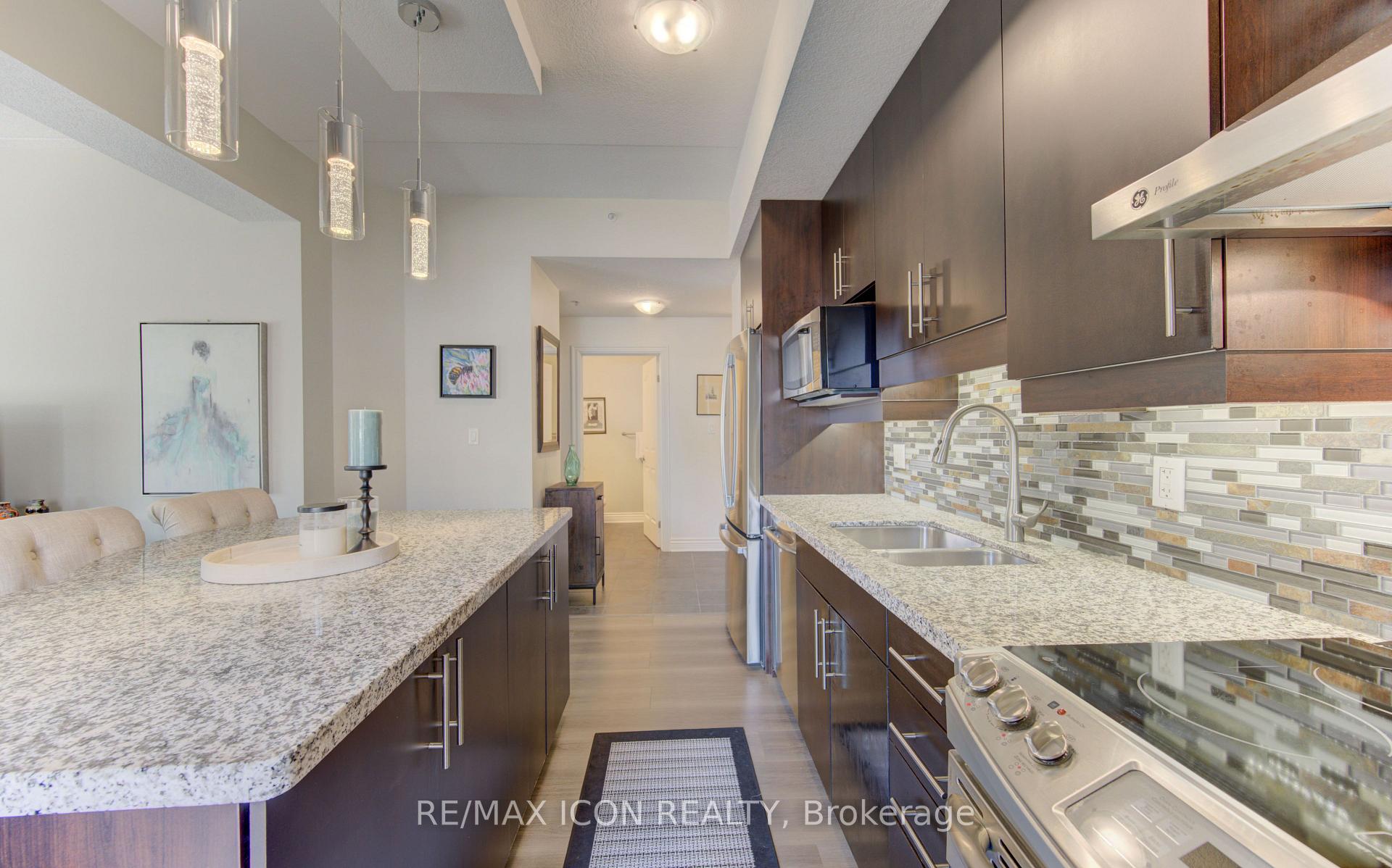 Photo 18 of Unit 101, 776 Laurelwood Drive, Waterloo, Columbia Forest/Clair Hills — HOMEH