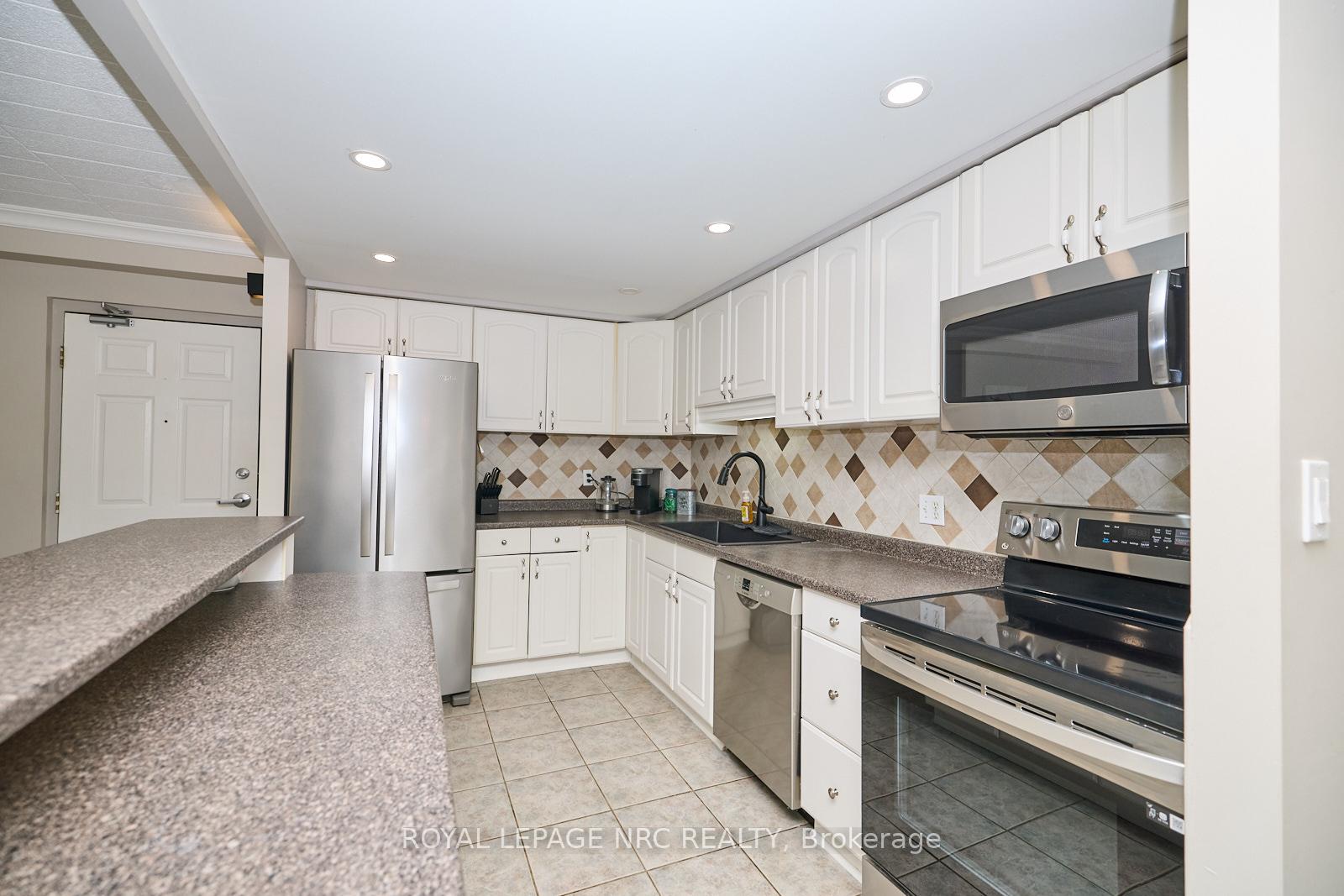 Photo 8 of Unit 109, 20 John Street, Grimsby, Grimsby East — HOMEH